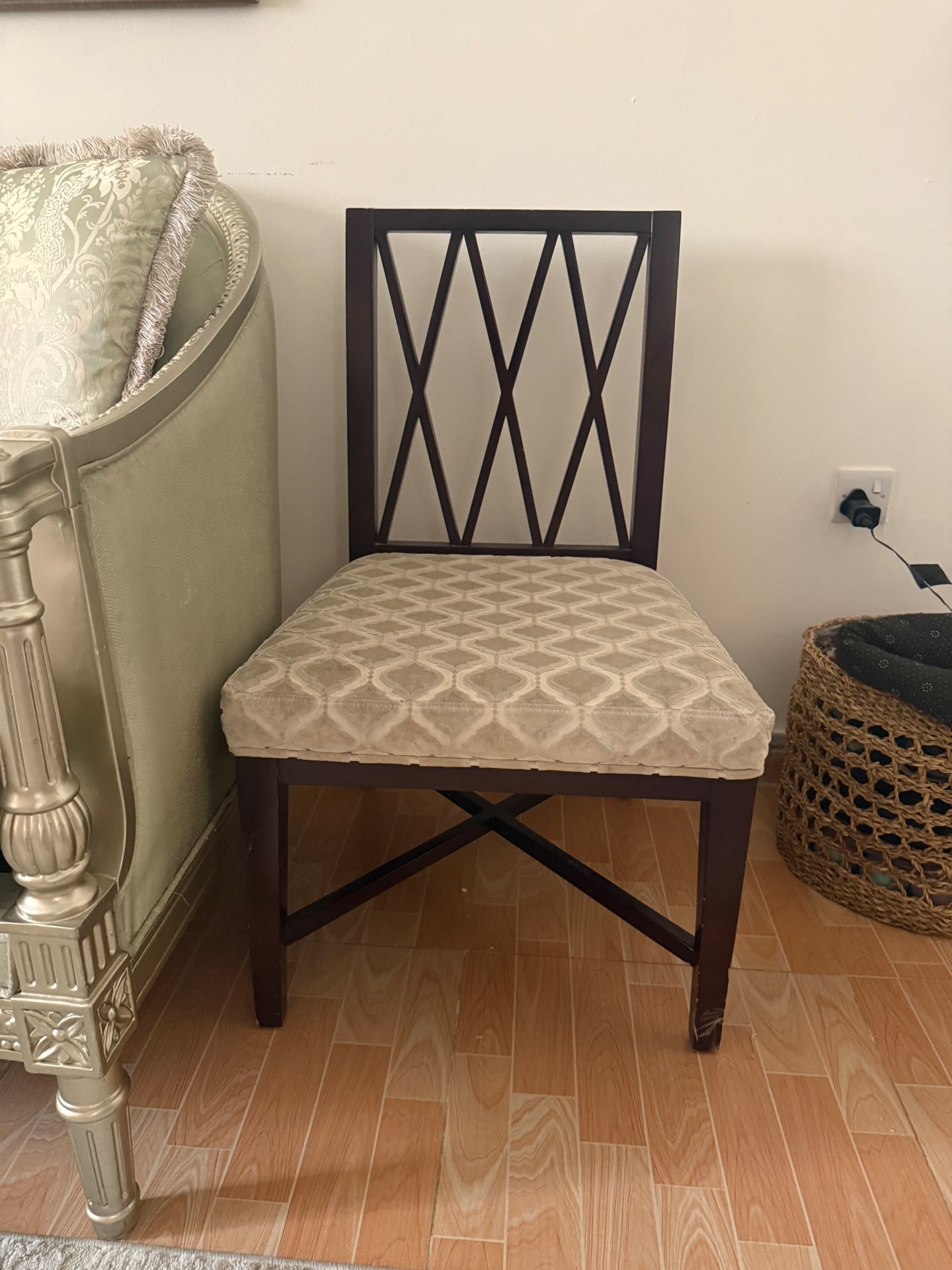 Moving Out Sale . Rarely used items  - Image 4