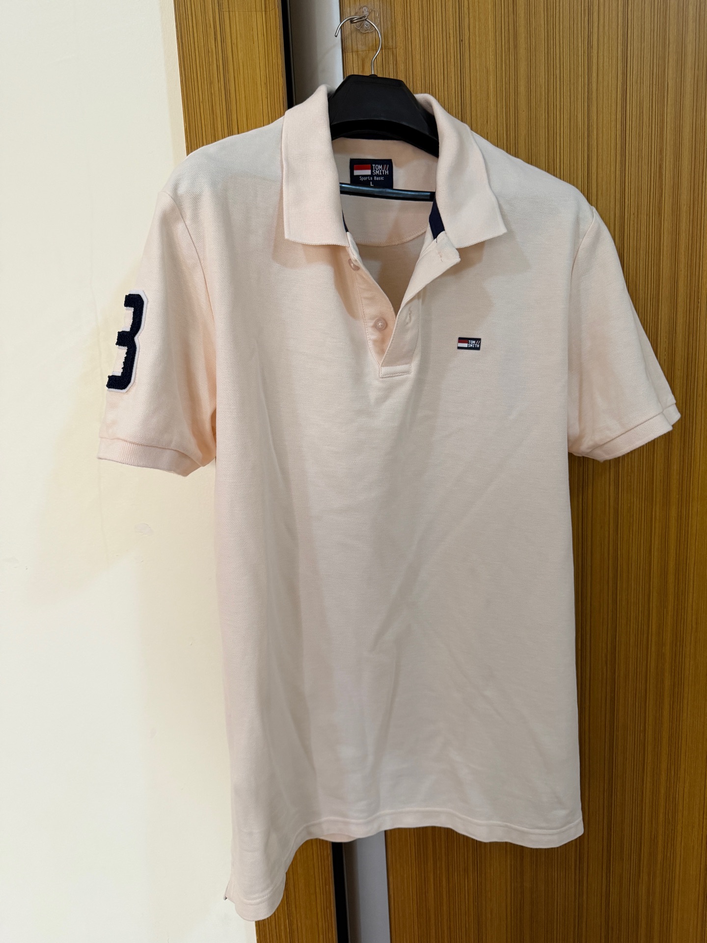 Tom Smith Shirts for sales - Image 4