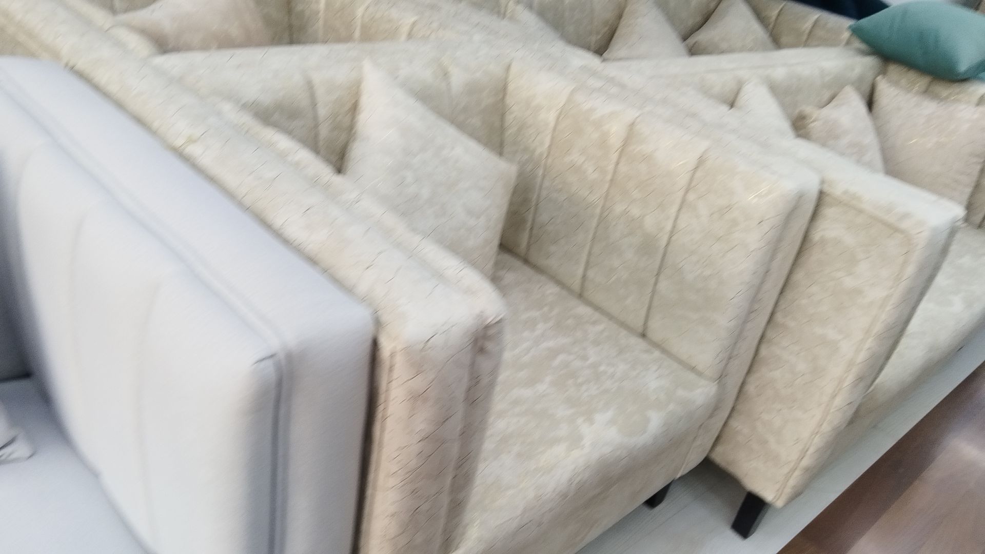  🇶🇦 Dear sir/madam,🇶🇦 If you need 
brooking🇶🇦 Sofa Repair  - Image 10