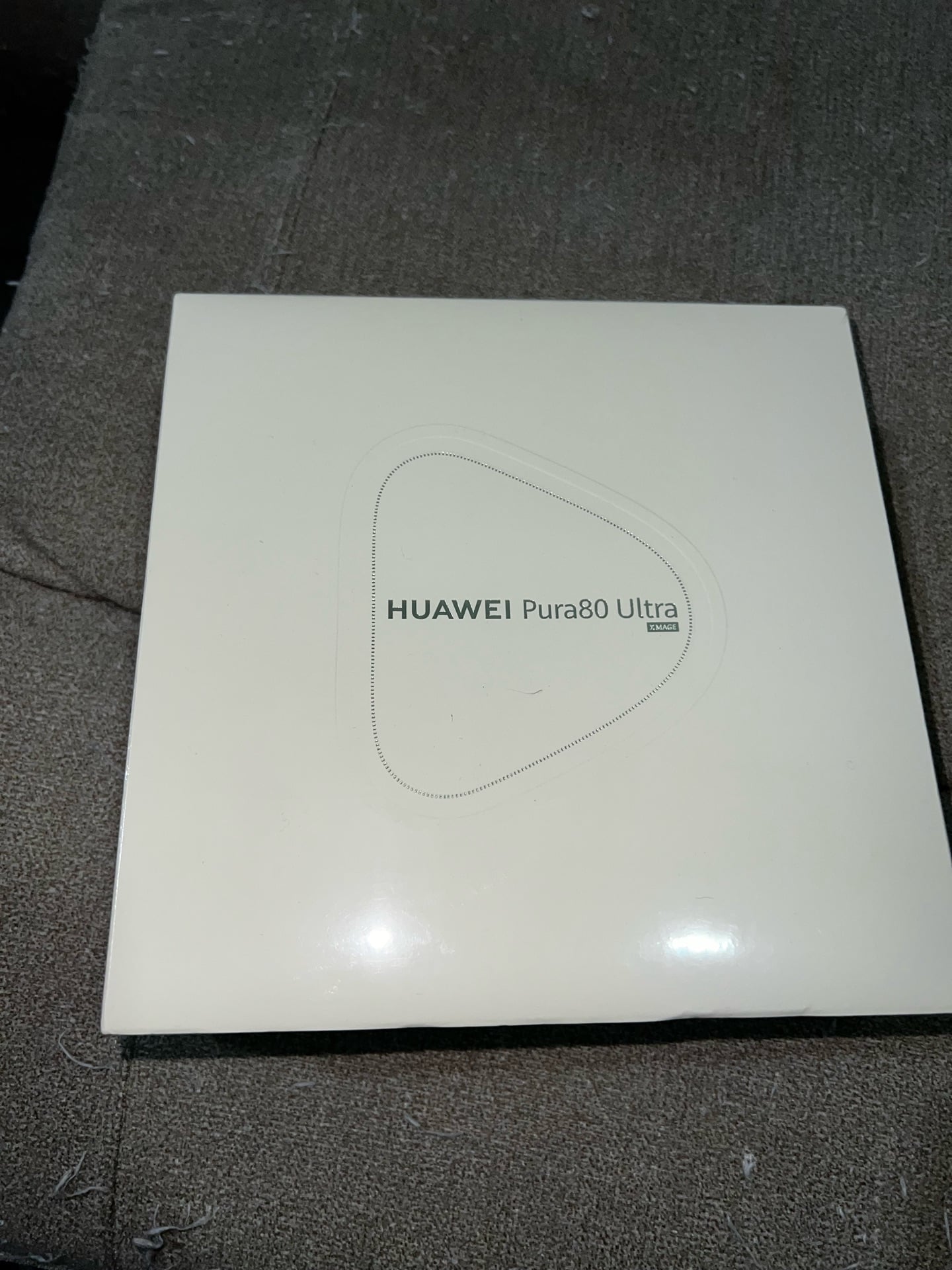 Huawei Pura 80 Ultra - Image 1