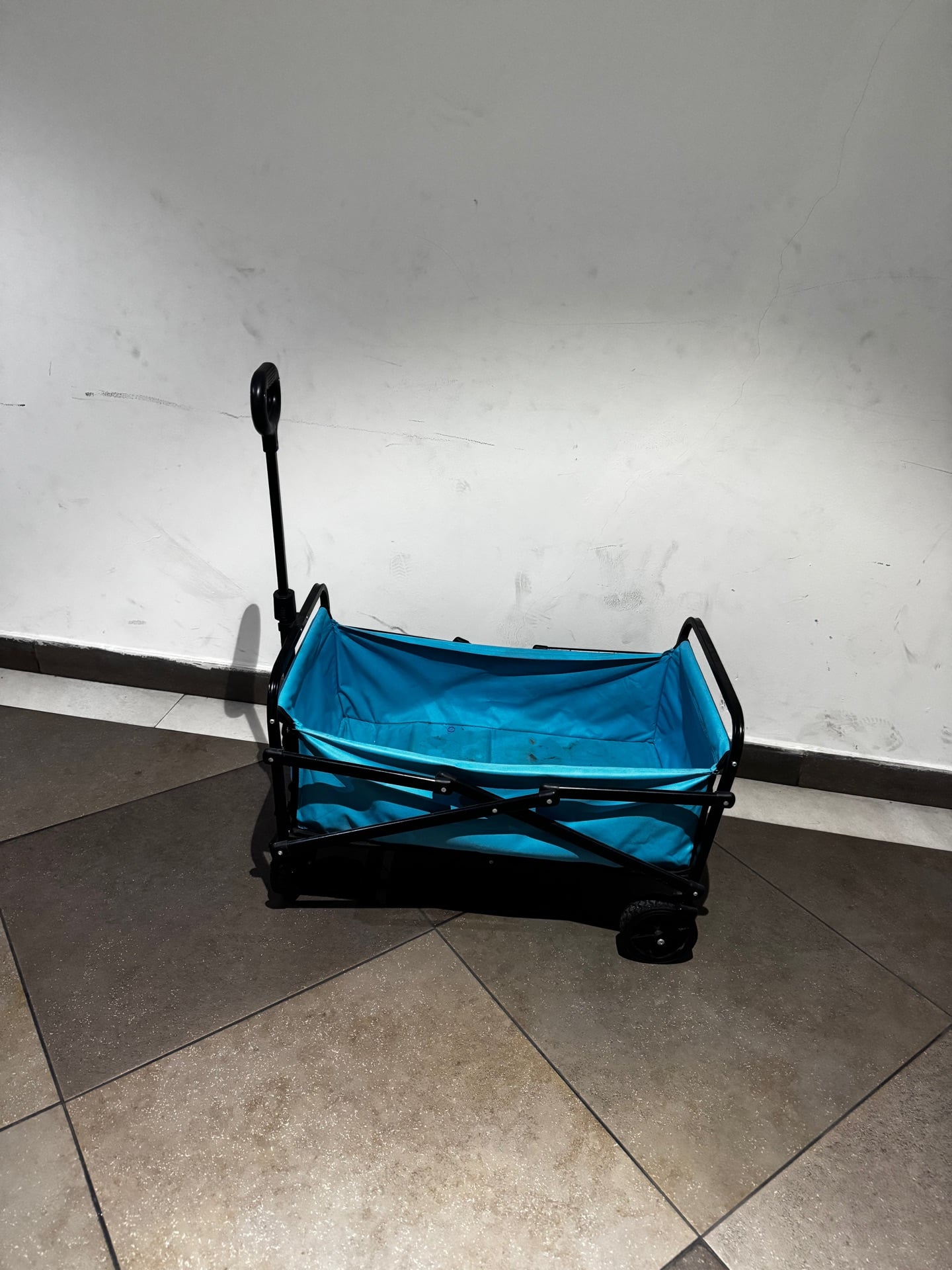Wheel Cart in good condition  - Image 7
