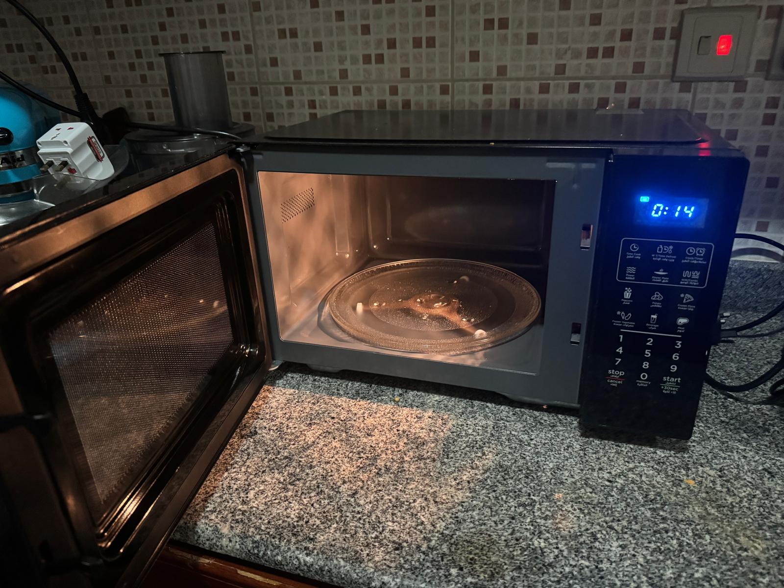 Kenwood Digital Microwave Oven - Image 1