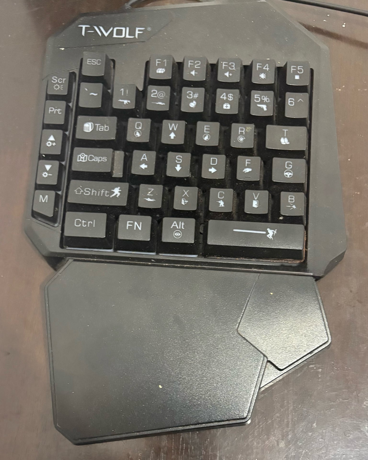 T-wolf gaming keyboard and mouse. - Image 3