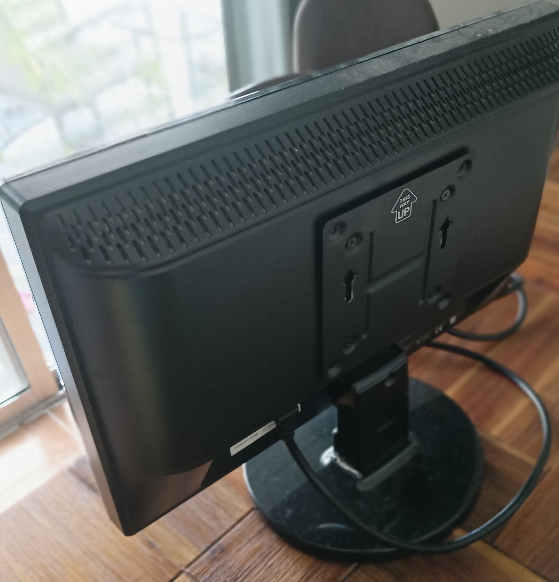 LCD Computer monitor - Image 2