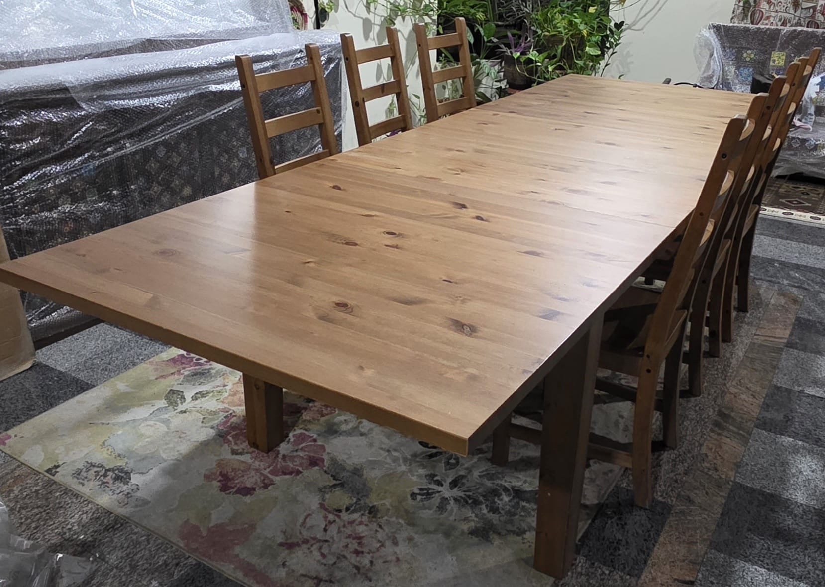 6 Chairs Dining Table - Excellent Condition  - Image 2