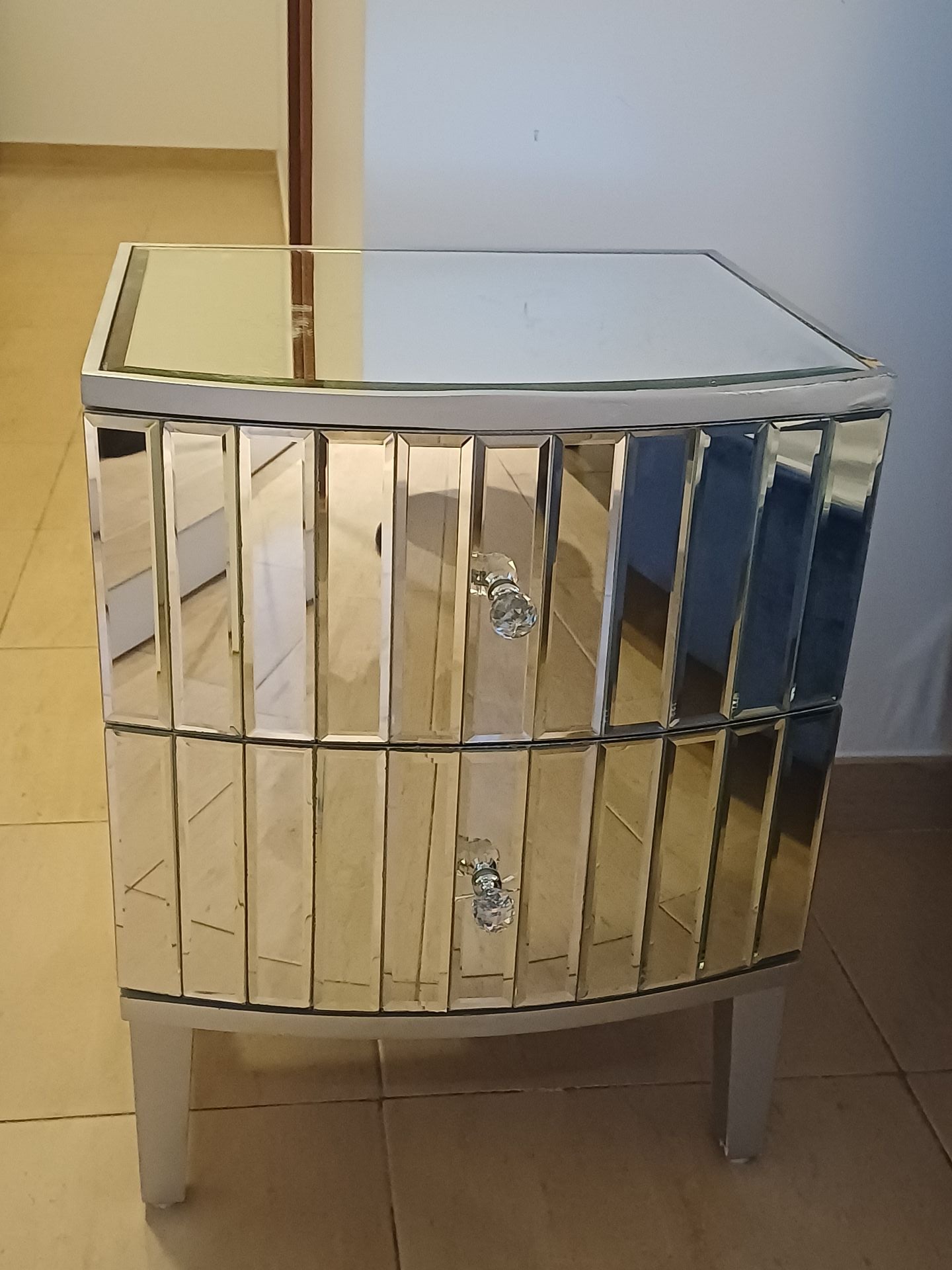 Bed + Mattress + 3 Tables for Sale - Pearl Qatar - Image 3