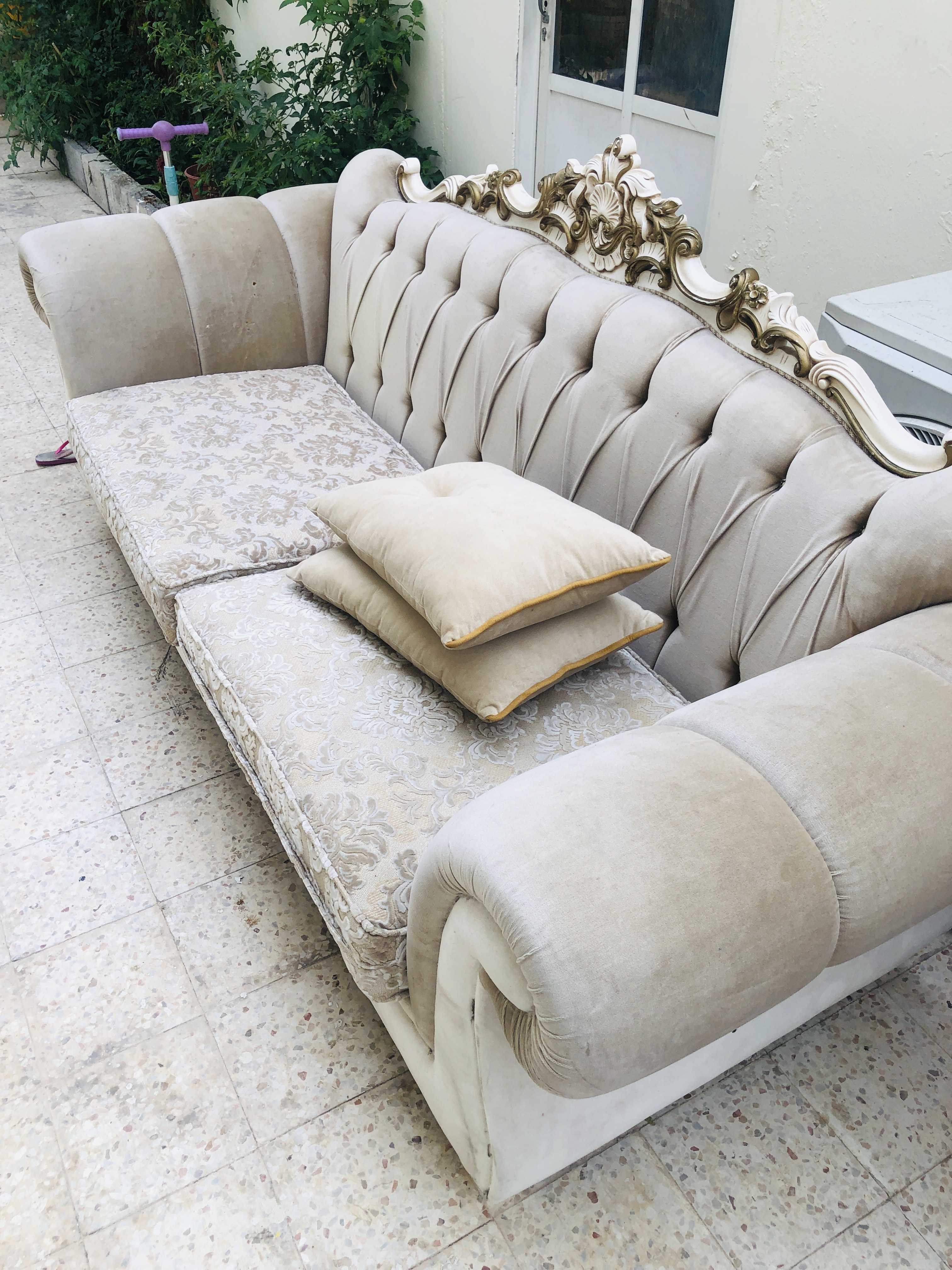Majesty Sofa 3 Seater & 2 Single seater - Image 1