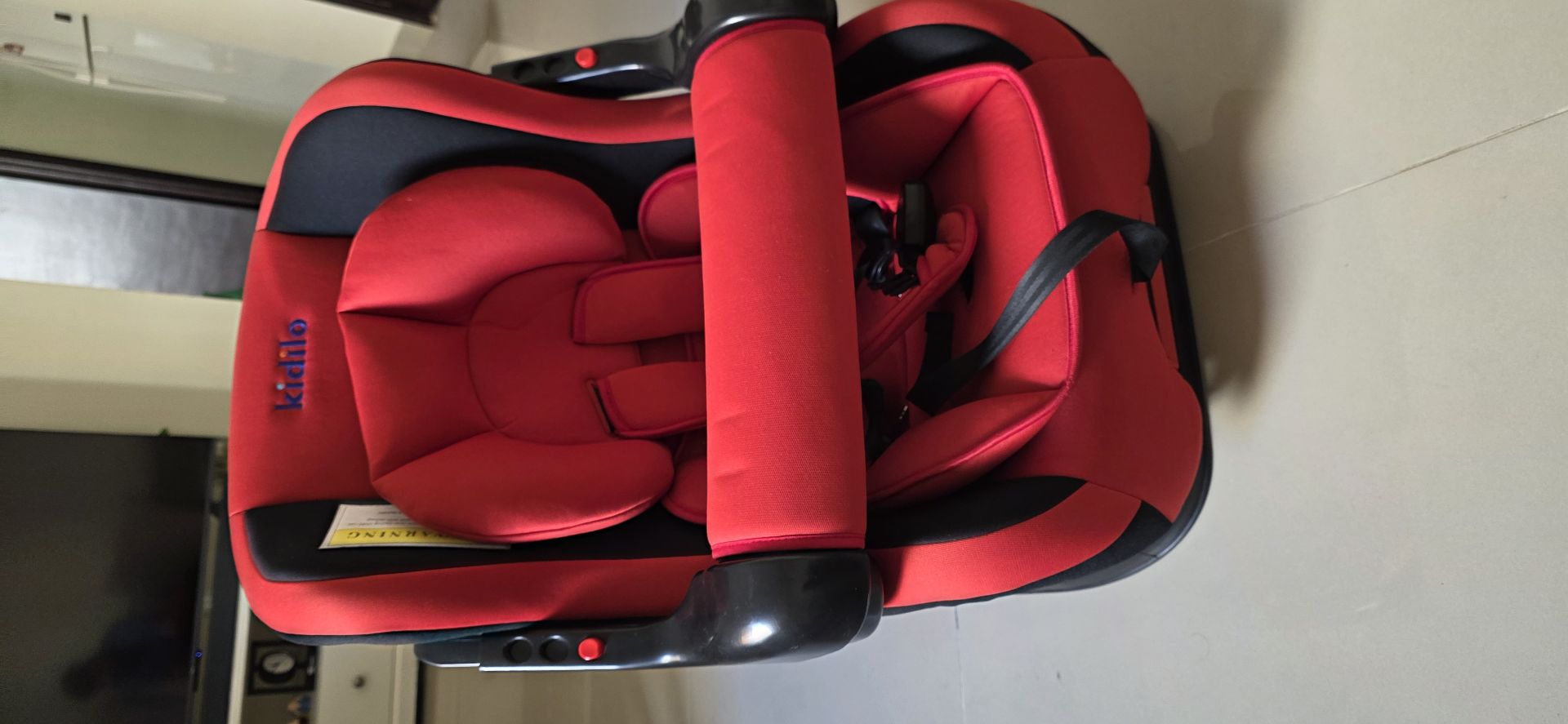 Rarely used car seat - Image 1