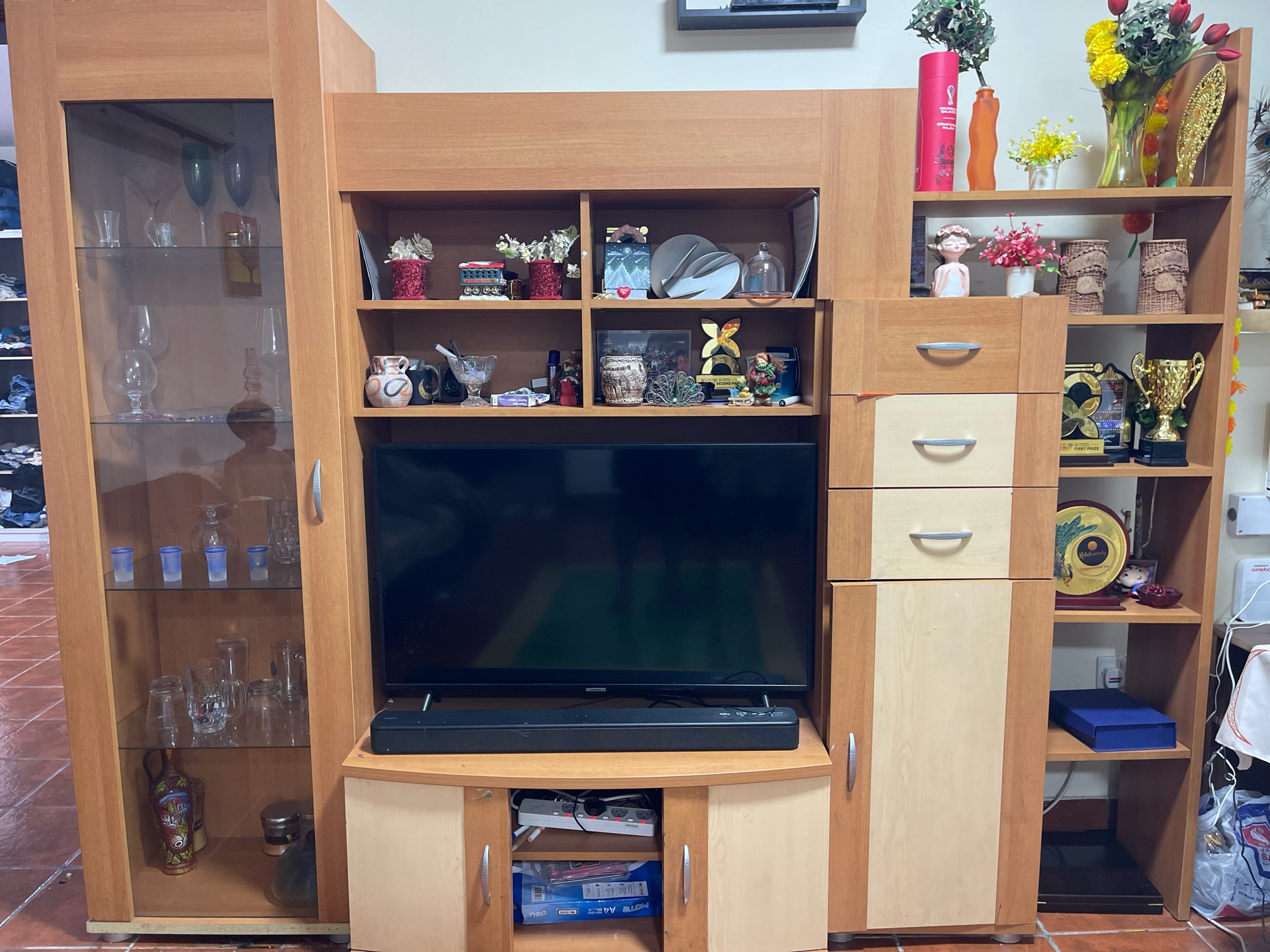 Wooden wall cabinet / TV Stand - Image 3