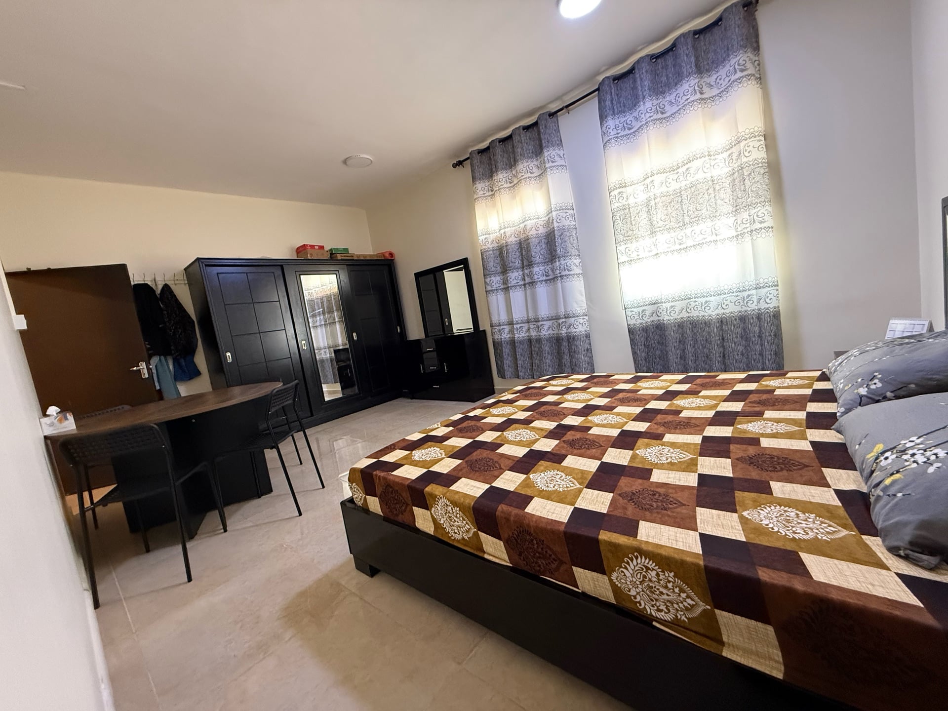 Household Furniture & Appliances for Sale – Good Condition - Image 2