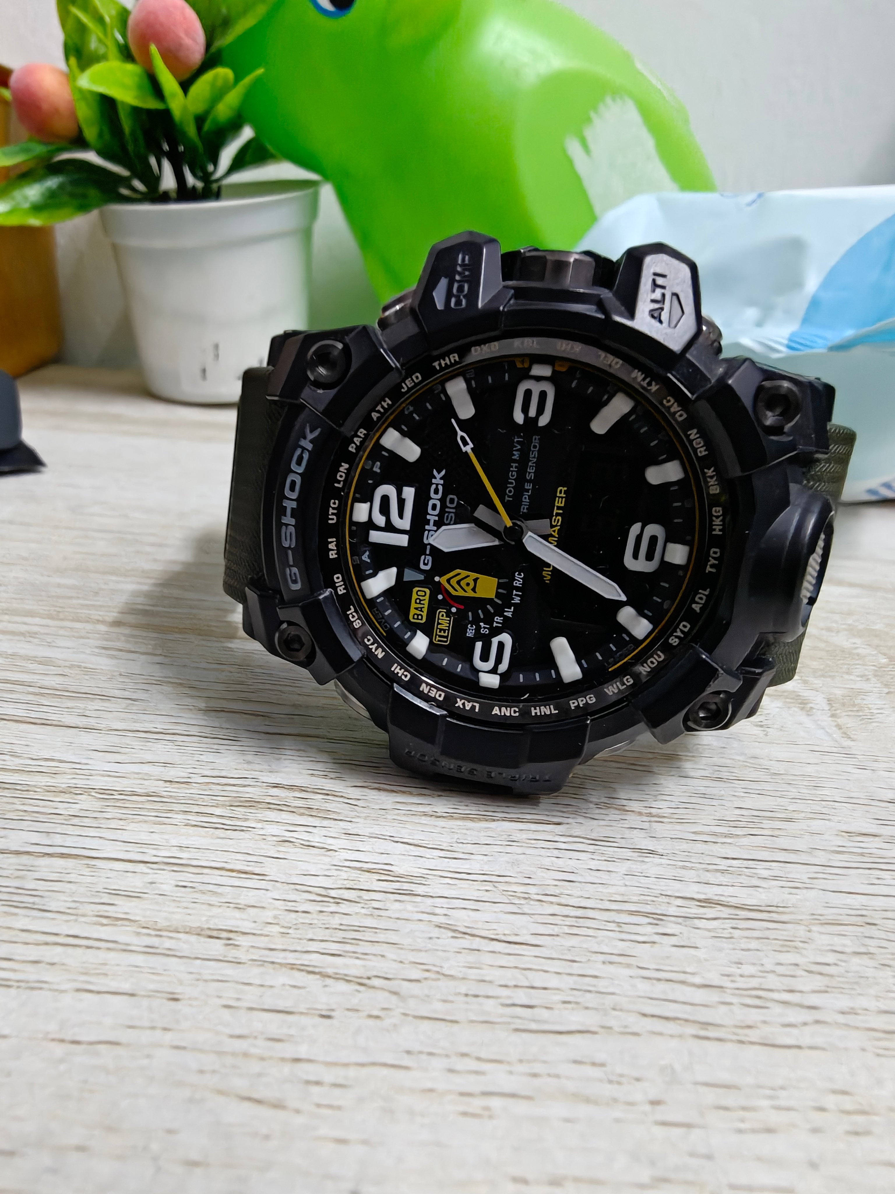 GWG 1000-1A3 G-Shock Military Green Tough Solar Watch - Image 2