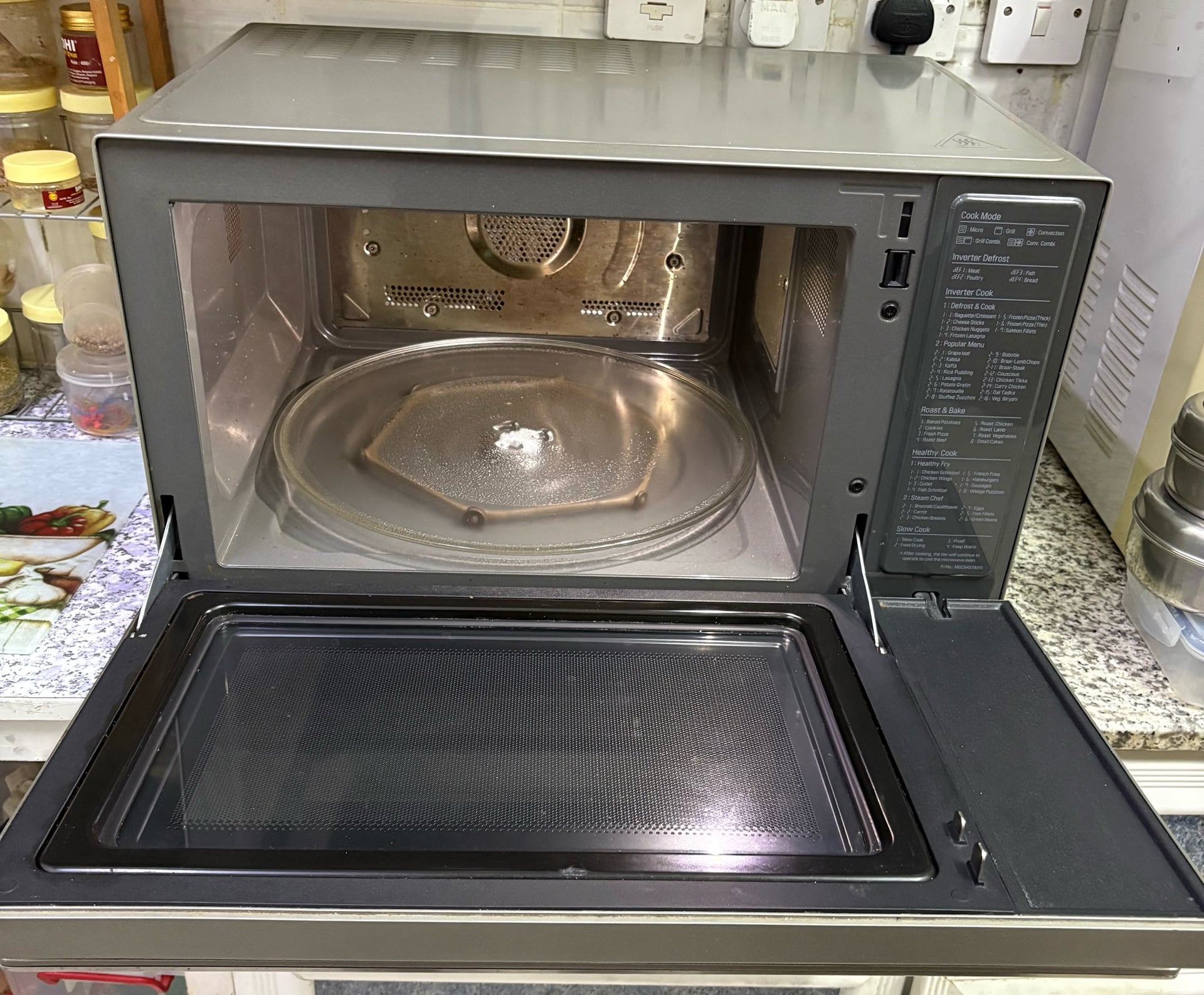 LG Used Oven - No Warranty - Image 1