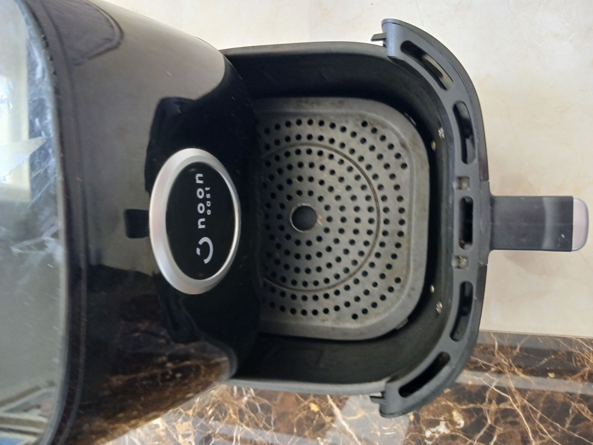 Noon east air fryer - Image 4