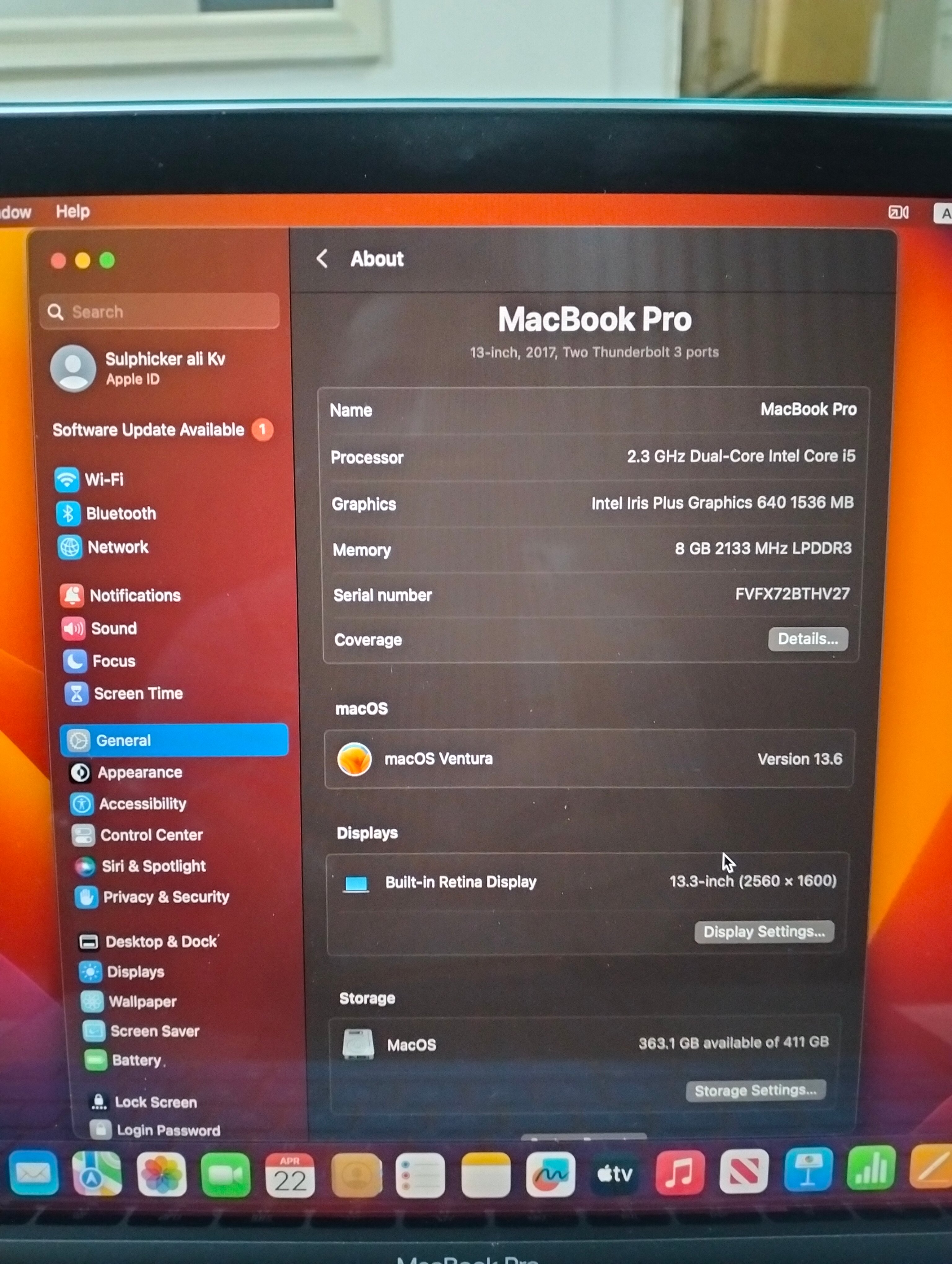 Macbook pro  - Image 4