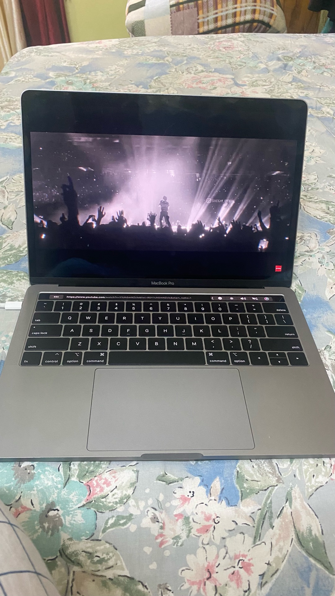 MAGBOOK PRO 2019 - Image 2