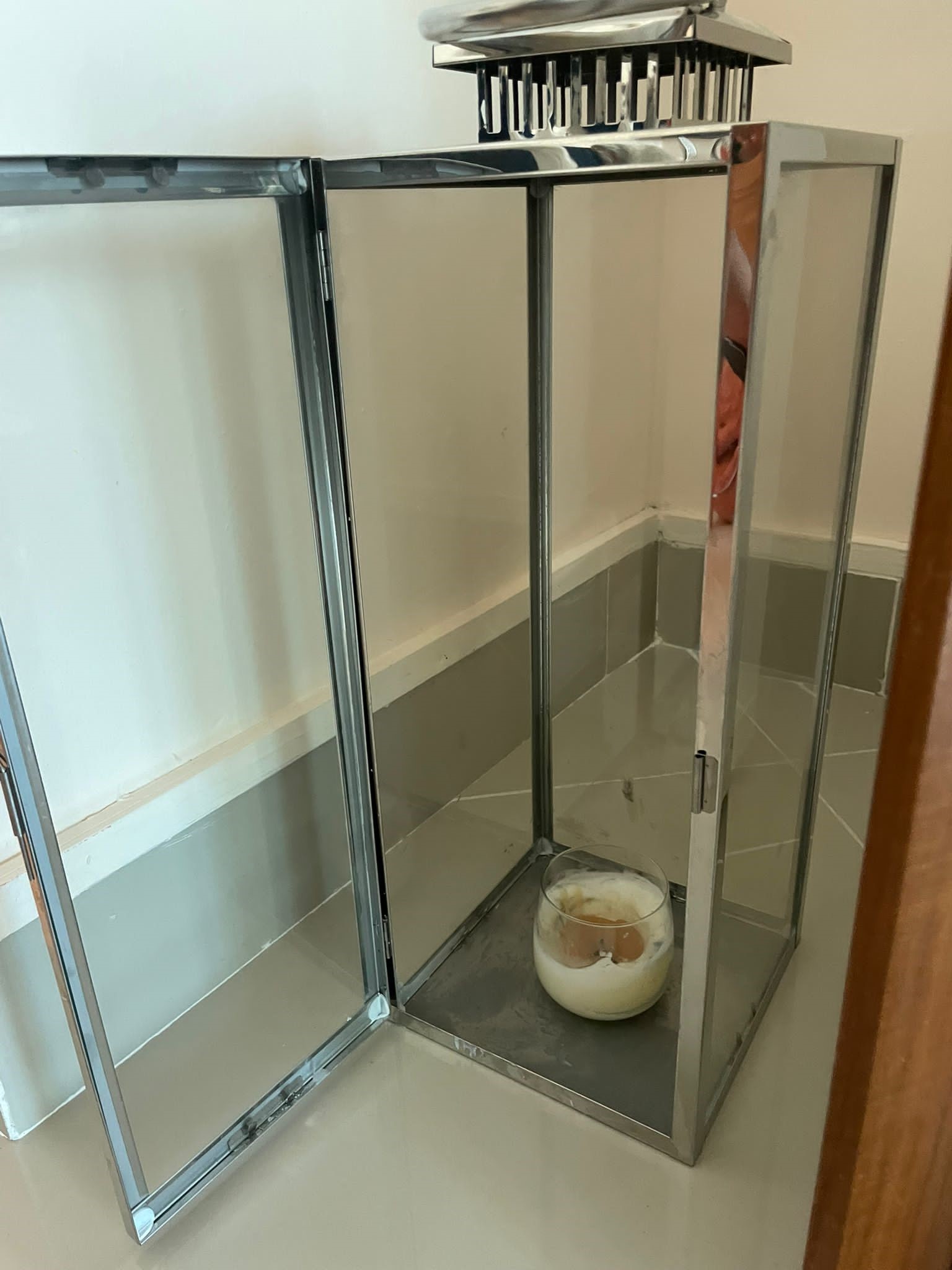 Metal Frame Glass Candle Box - Image 4
