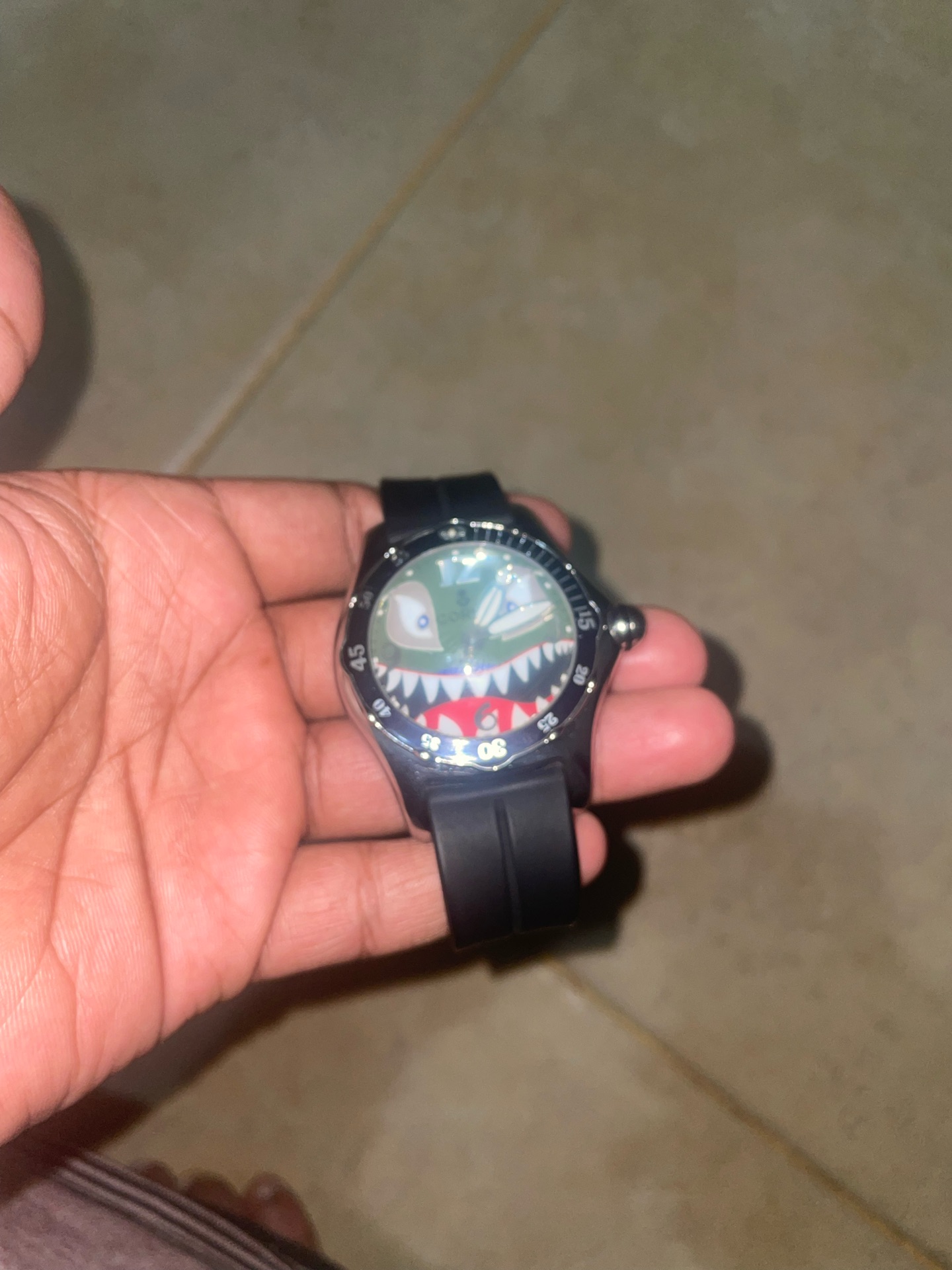 corum bubble bomber shark edition - Image 4