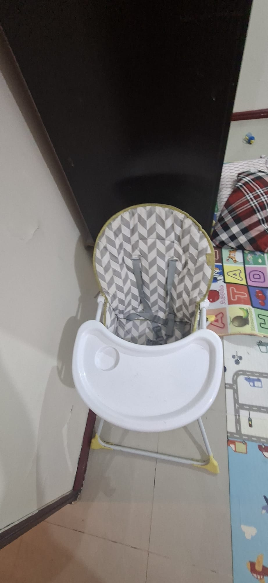 Kids  Chair Tables &baby rocker or infant seat - Image 4