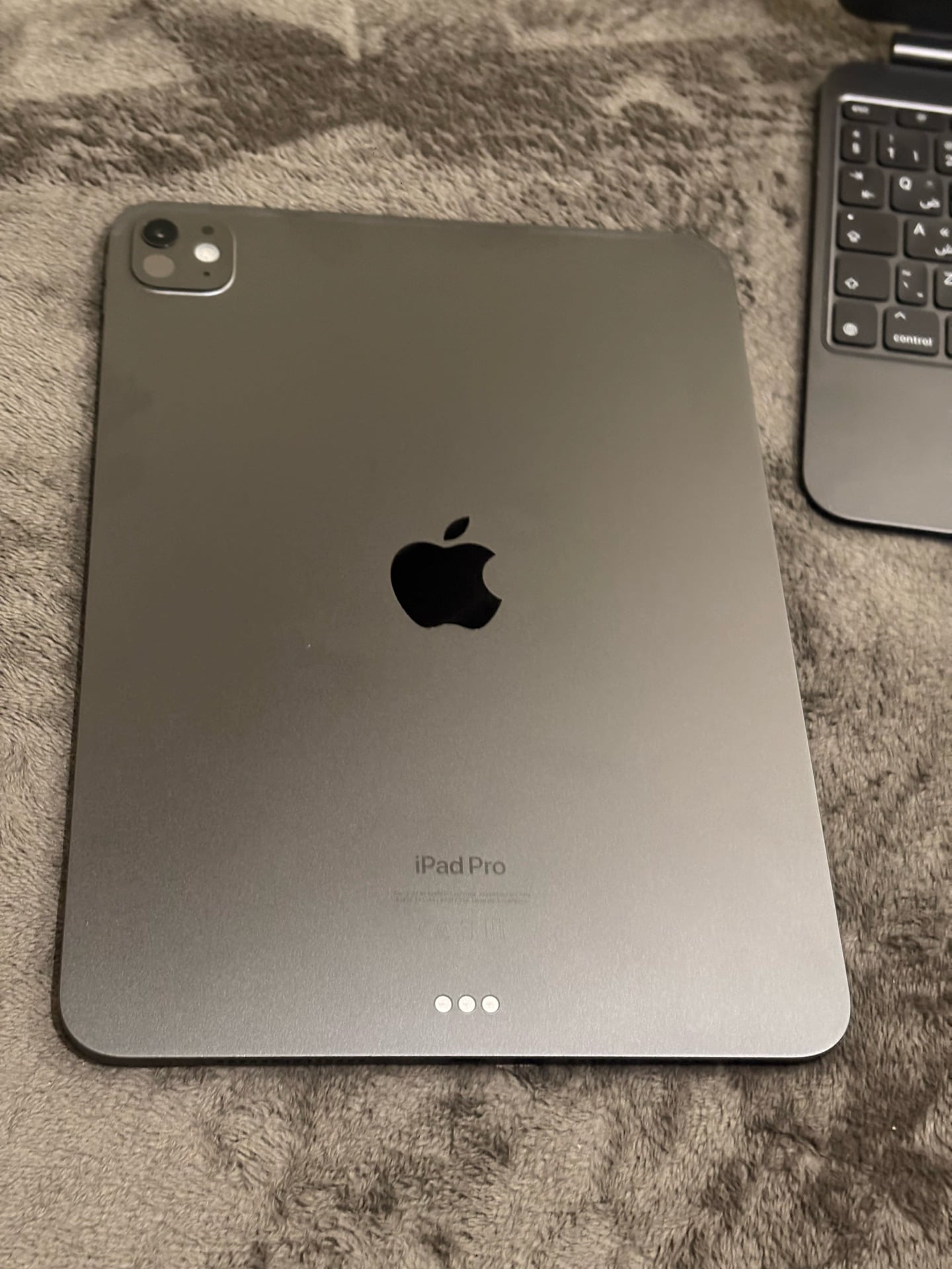iPad 11 pro M4 256  - Image 2