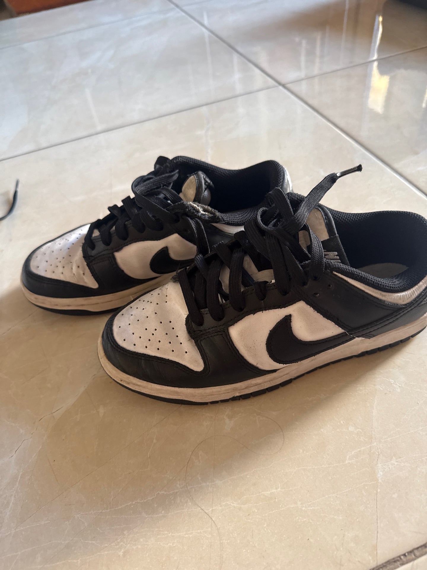 Nike shoes  and Nike slipper - real  - Image 5