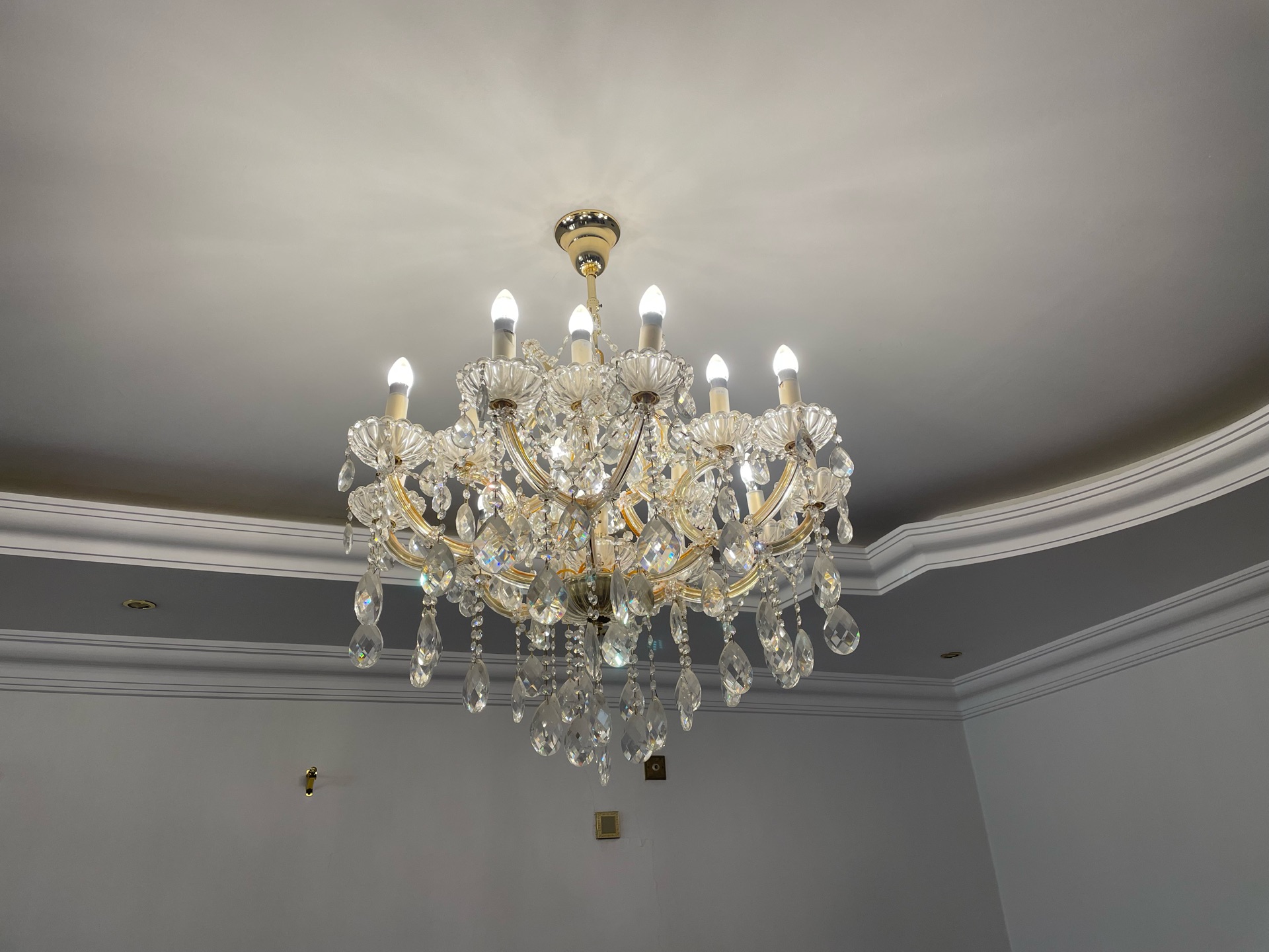 Elegant chandelier - Image 4