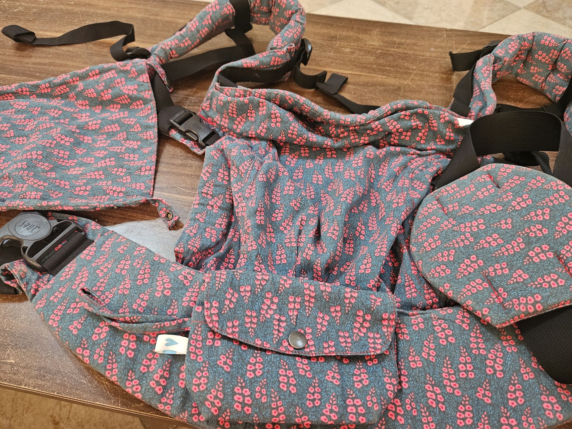 Baby carrier - Image 3