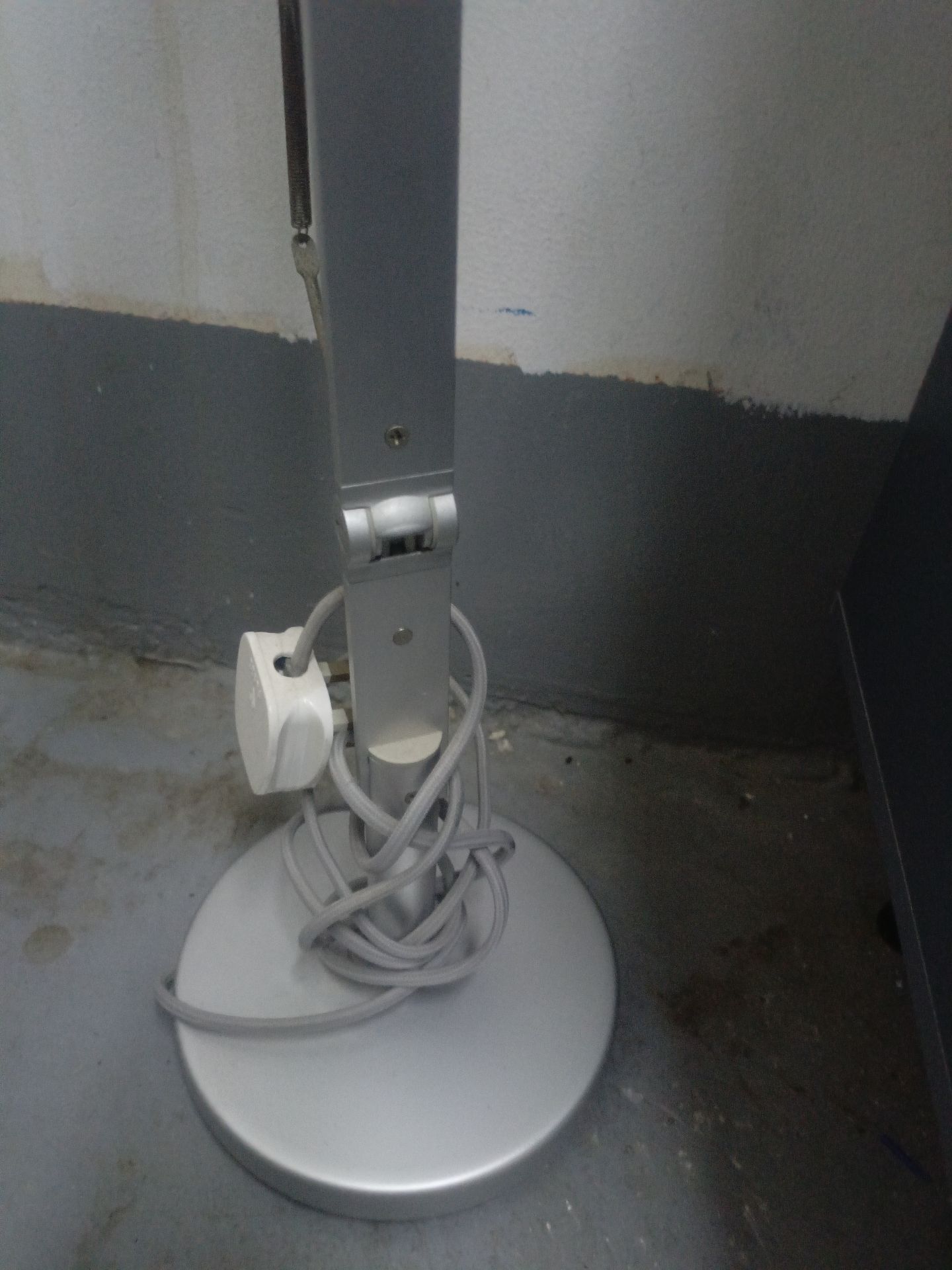 Aluminum Lamp - Image 4