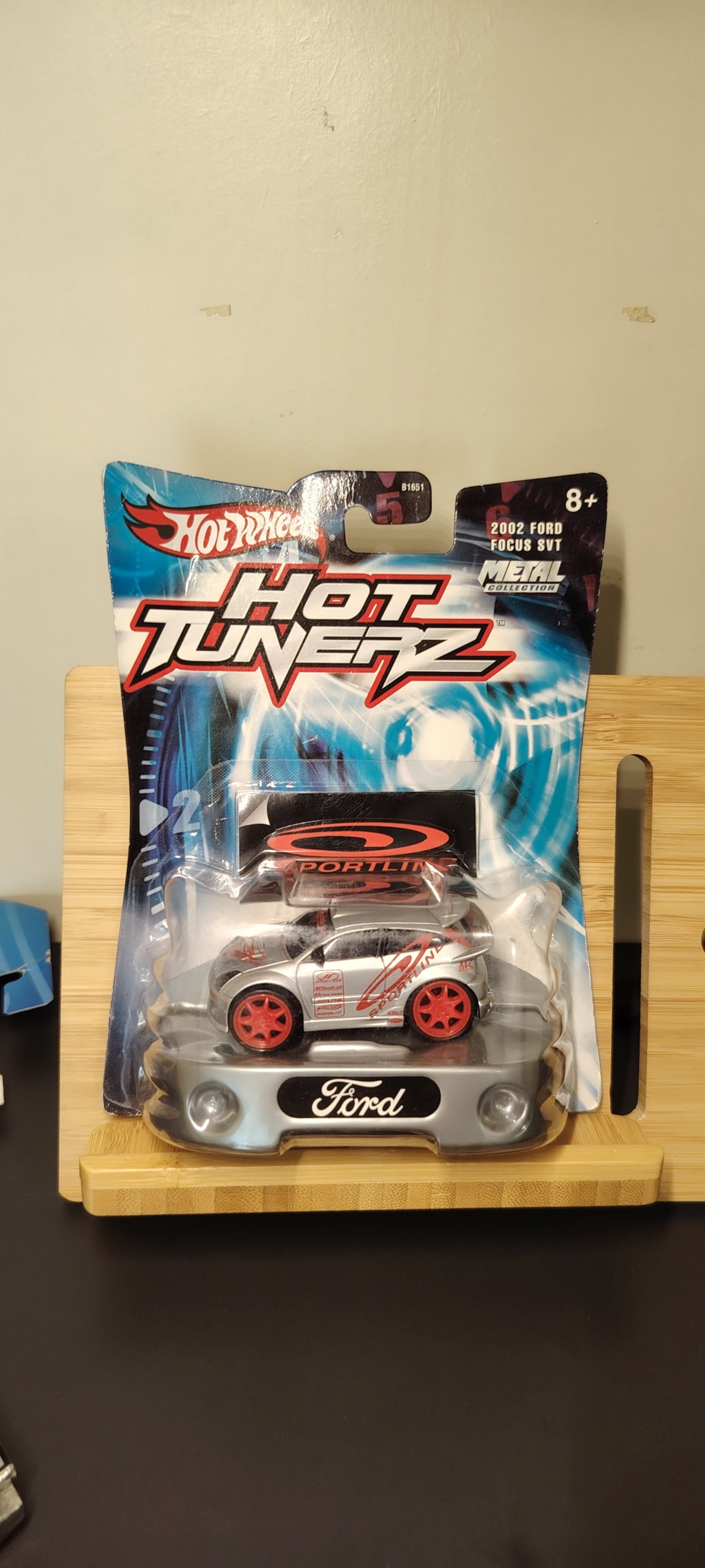Hot wheels and matchbox loose - Image 9