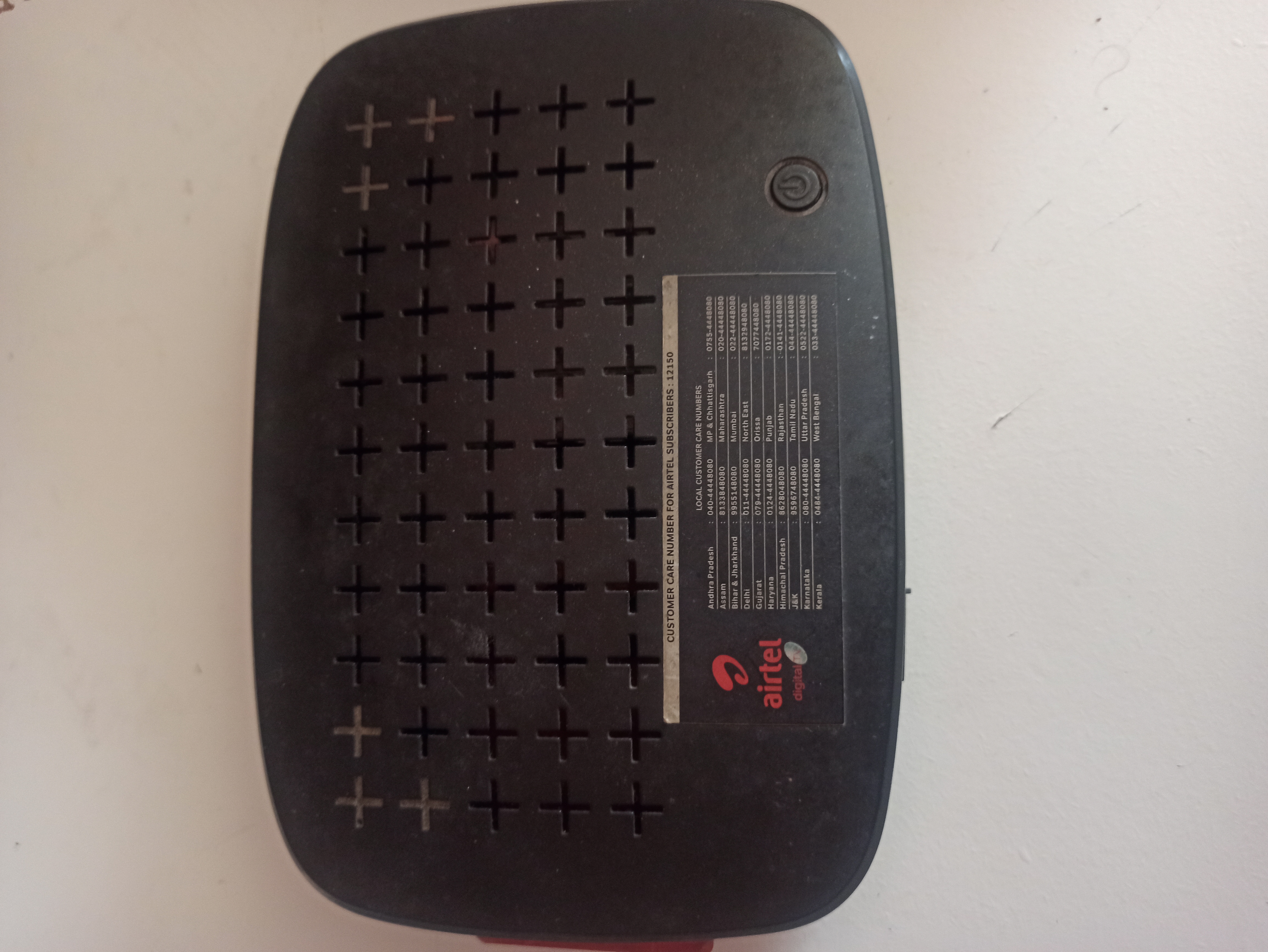 Airtel Receiver with remote - Image 1