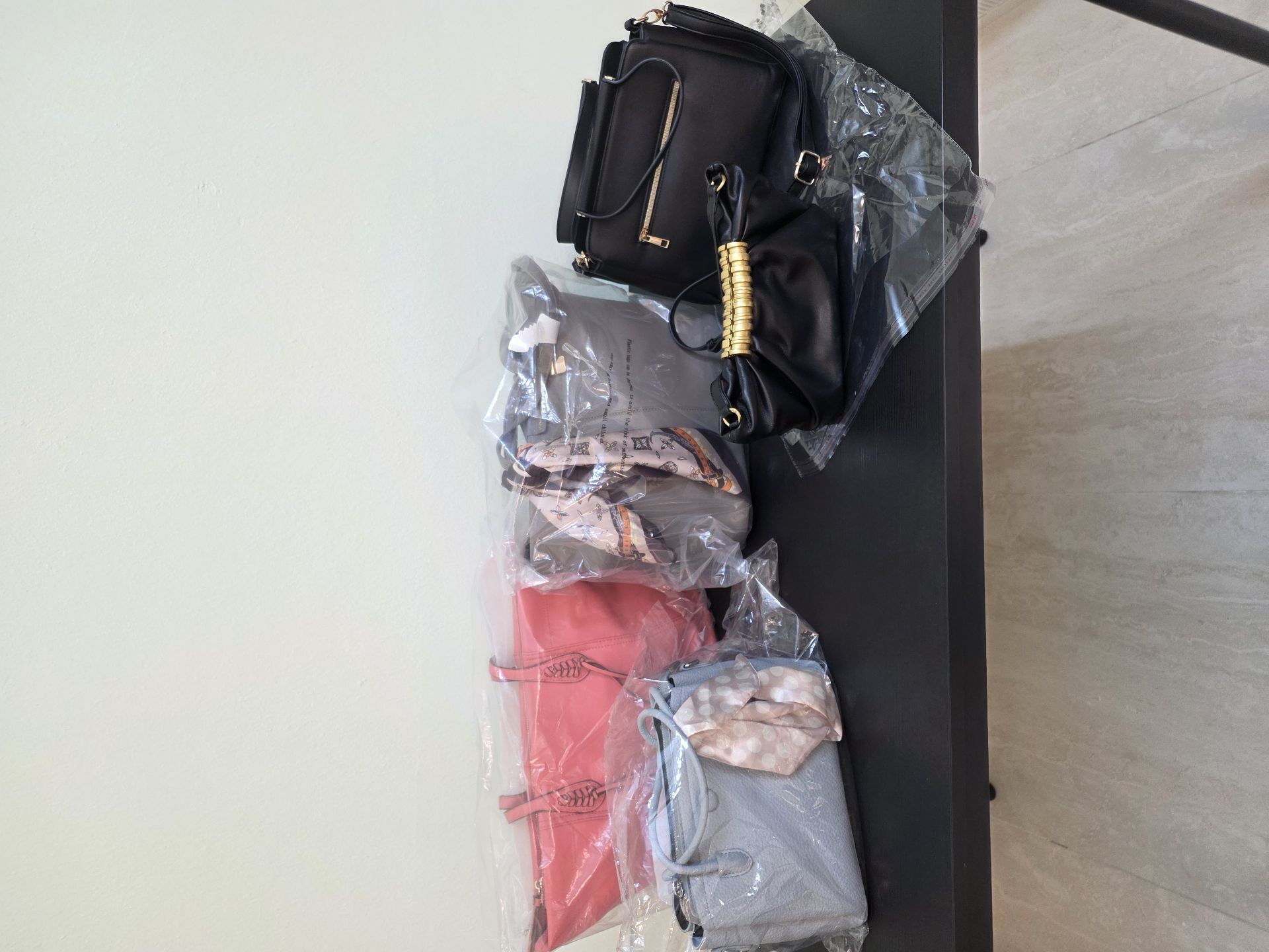 New hand bags  - Image 8