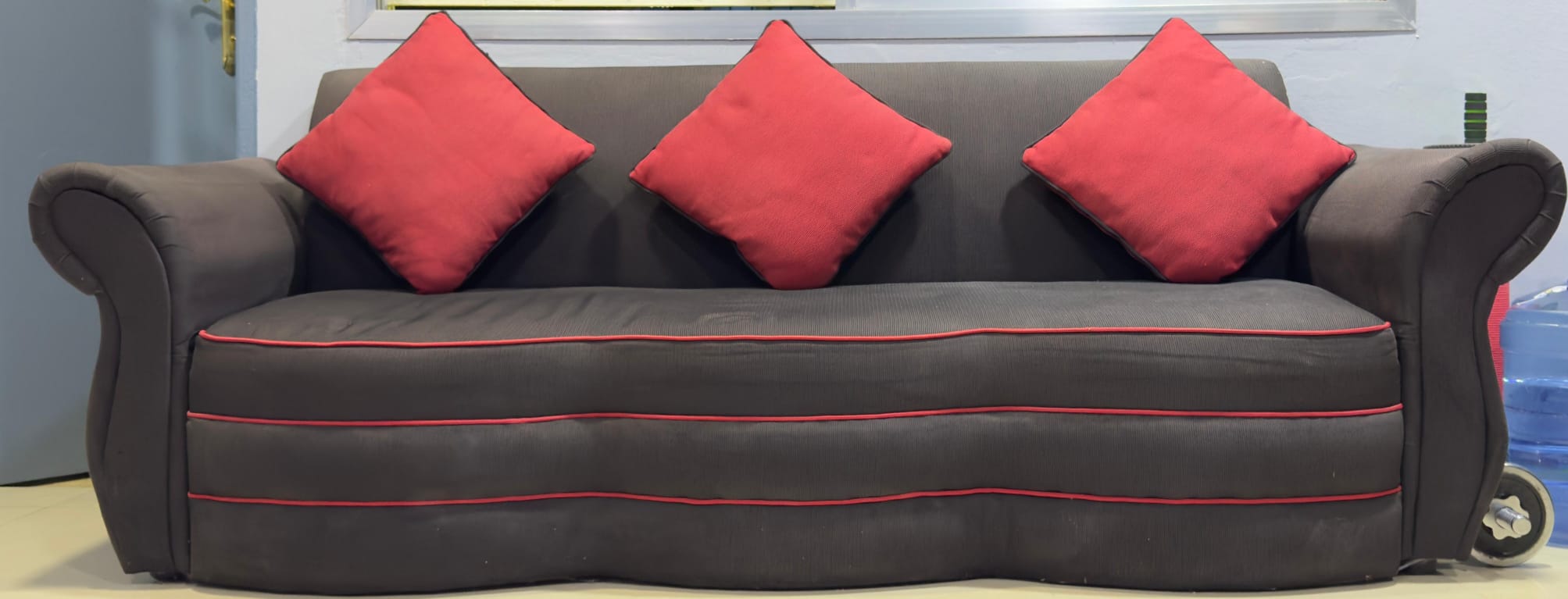 3 seater + 2 single sofa - Image 1