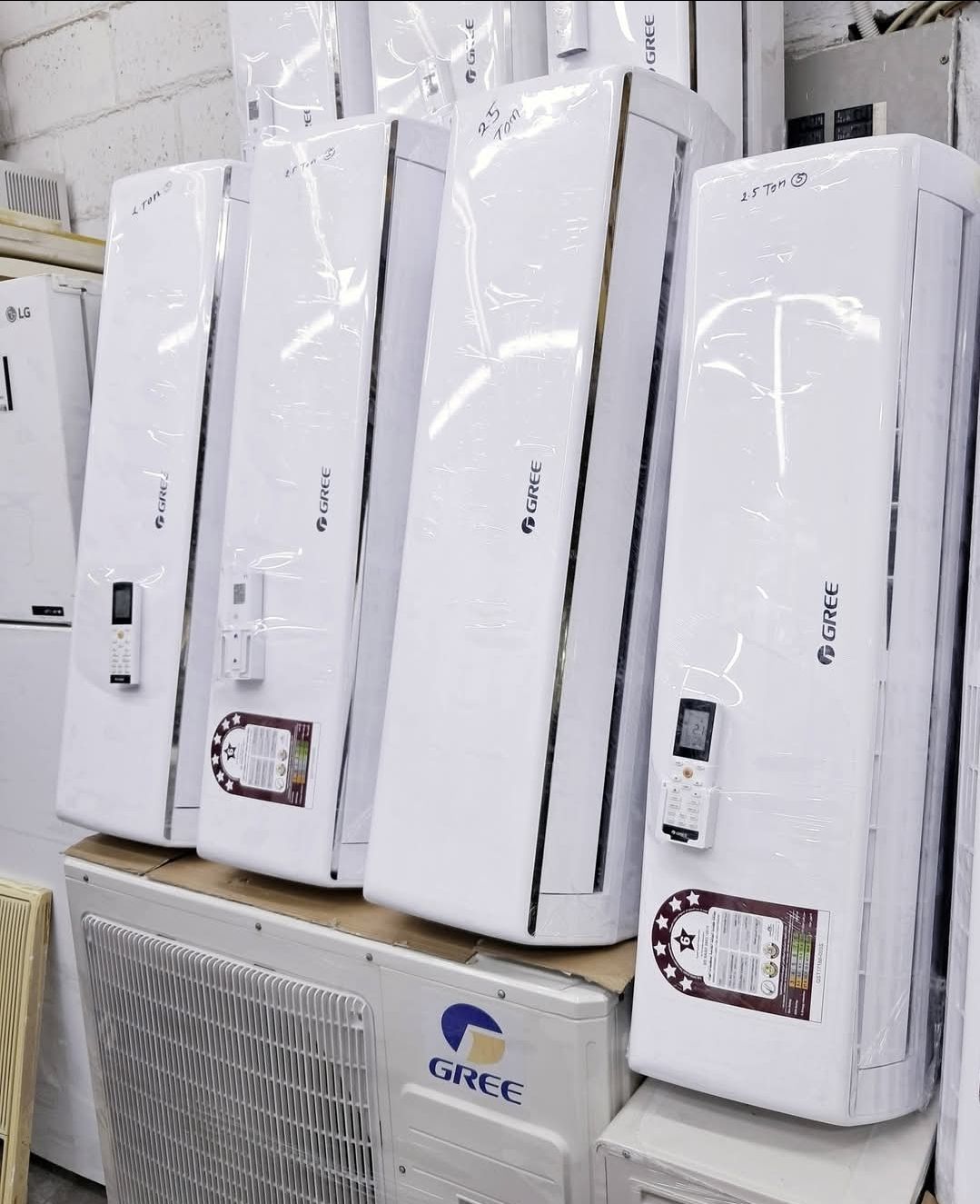 AC Selling & Maintenance. 33700822 - Image 2