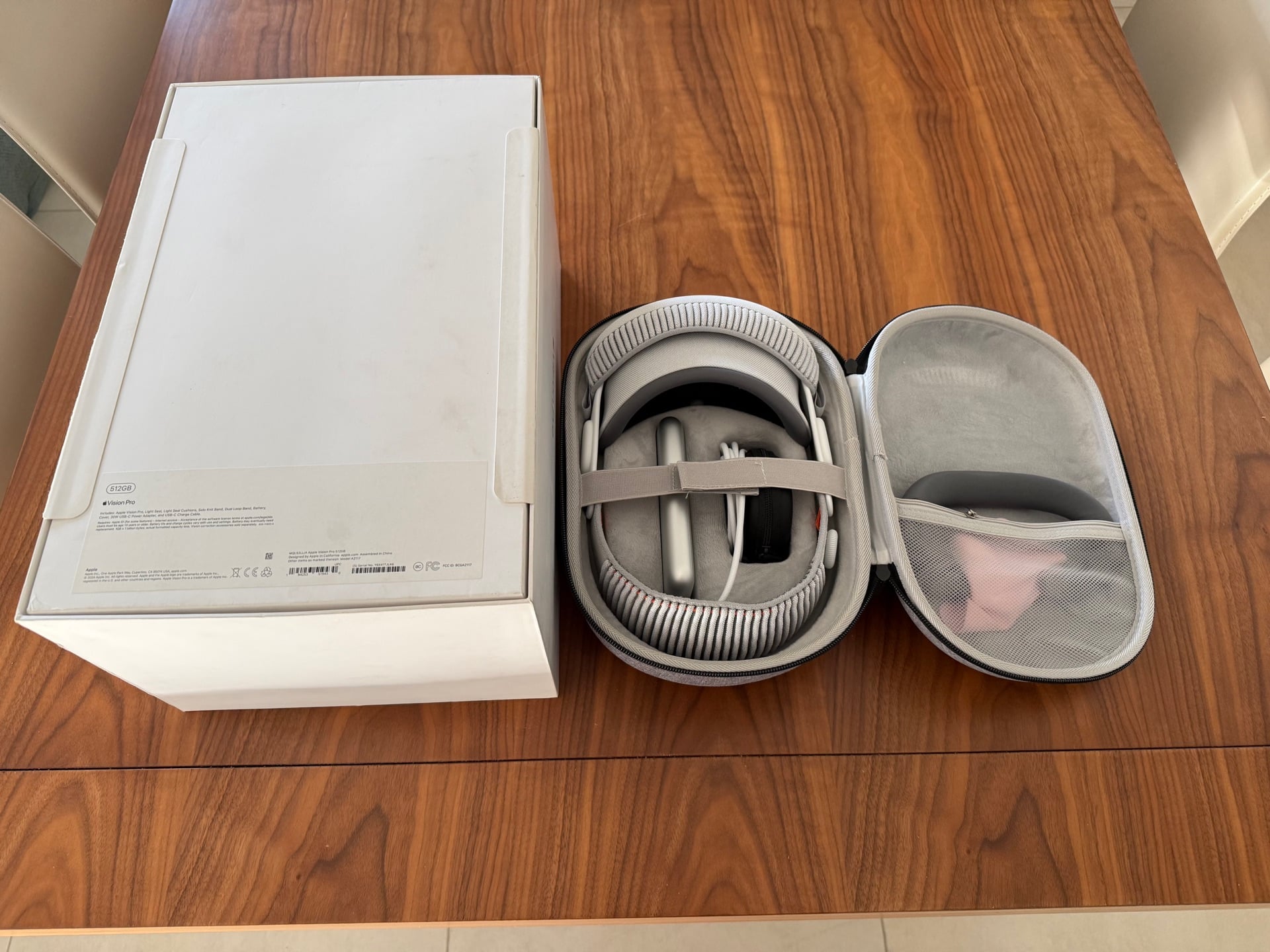 Apple Vision Pro 512 - Image 4