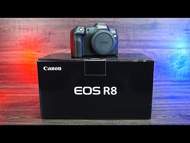 Canon Eos R8 with RF 24-50mm - Image 3