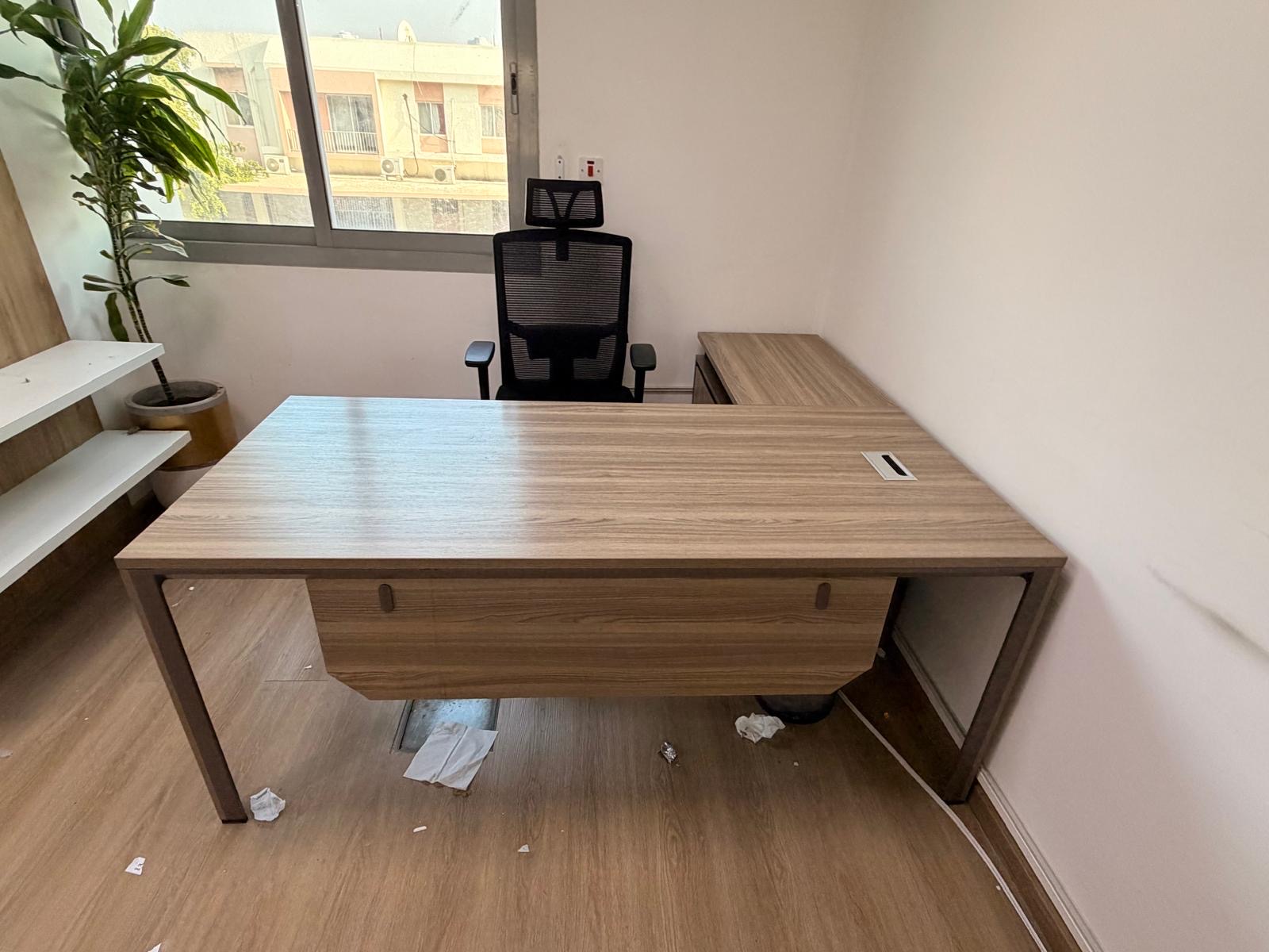Used office furniture sell 74480368 - Image 9