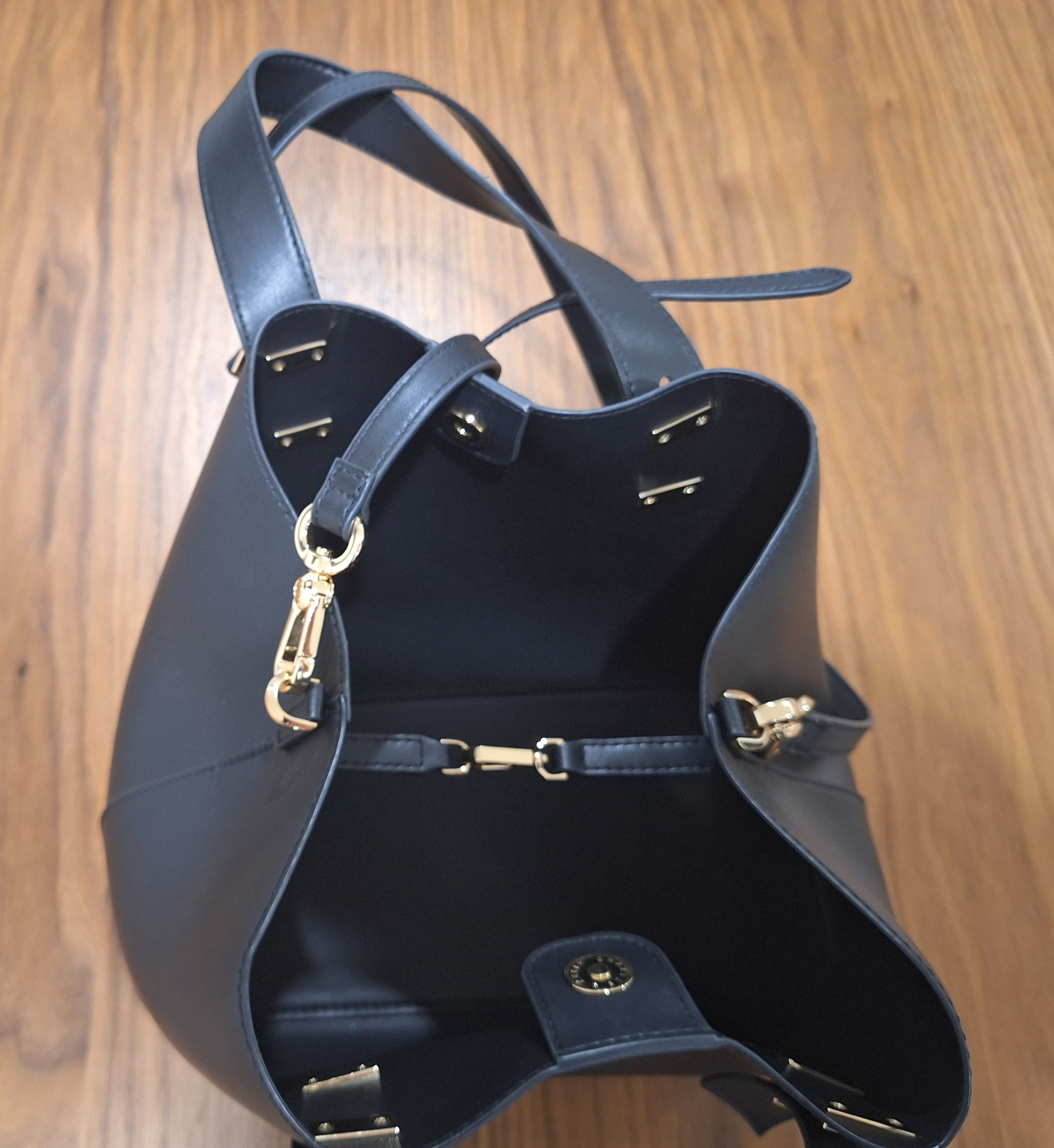 Charles and Keith Bag - Image 3