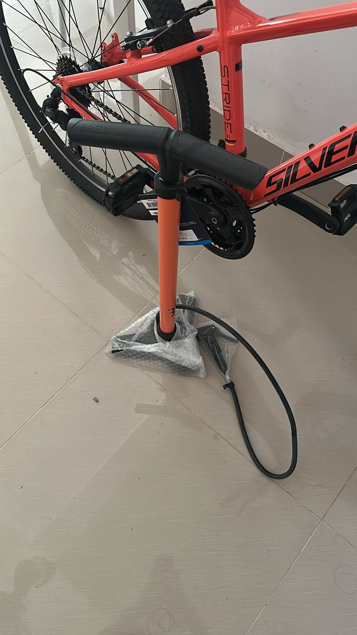 Brand new 26" Bicycle with accessories  - Image 3