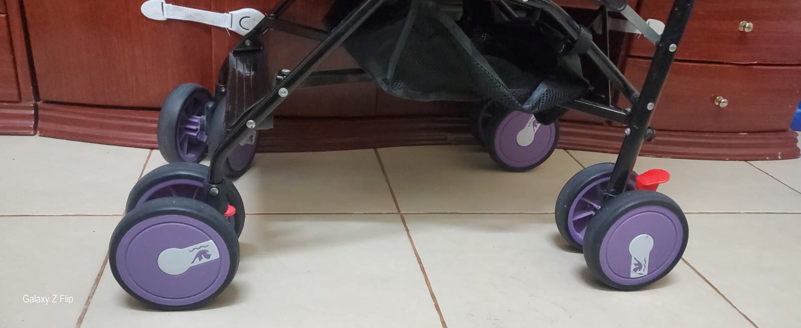 Used kids Purple Stroller - Image 8