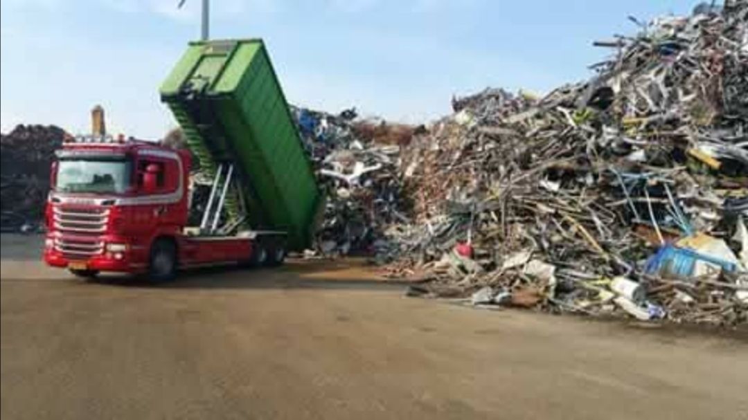 We buy all kind of scrap metal and wood scrap - Image 3