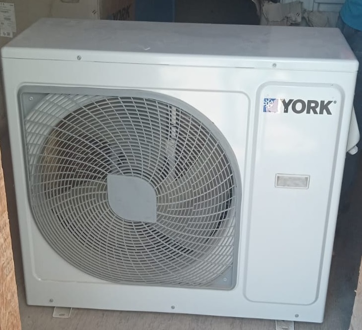 2 ton YORK Split Ac Brand New  - Image 5