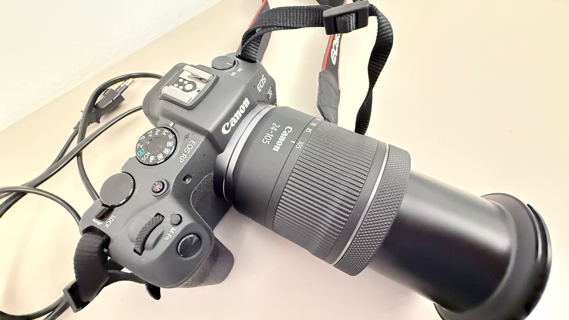 Like New Canon EOS RP (Full Frame) Camera + RF 24-105mm Lens - Image 7