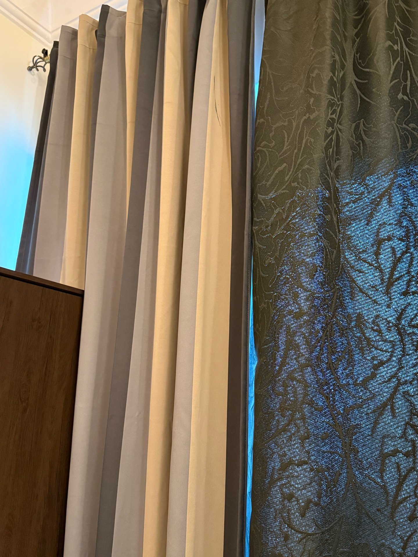 Curtain Set of 4  - Image 2