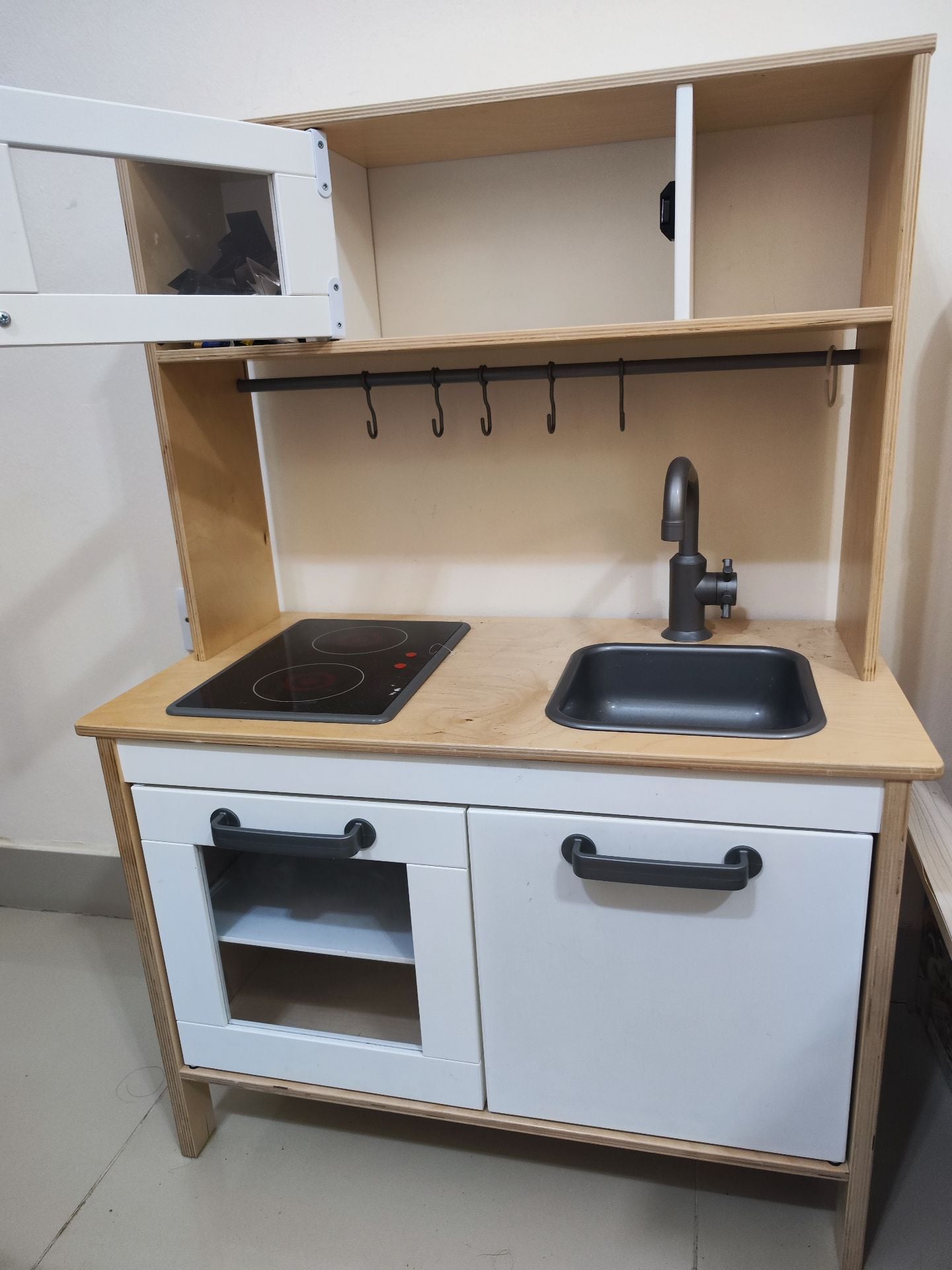 Kitchen - Image 3