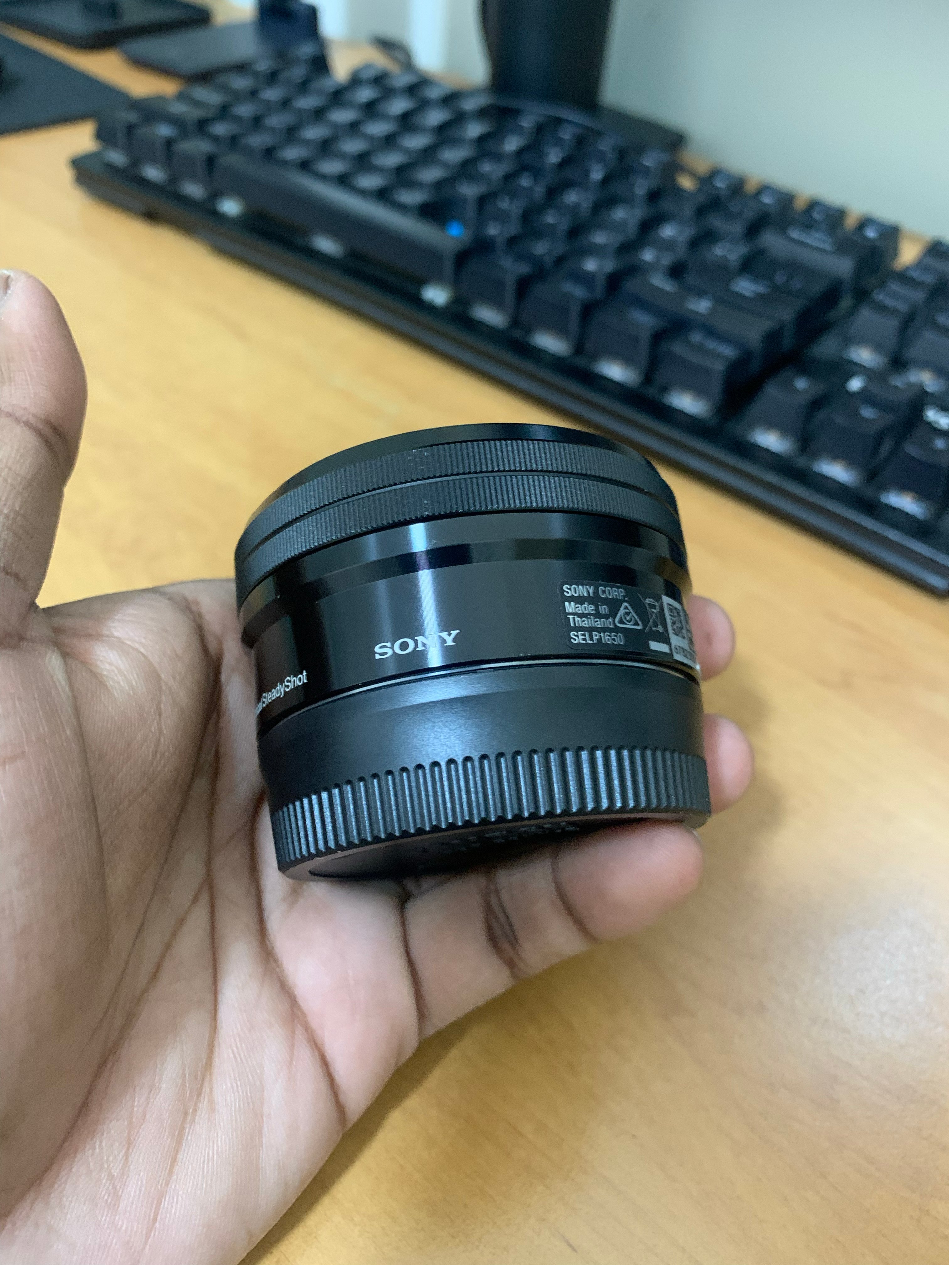 Sony E PZ 16-50 mm F3.5-5.6 OSS  - Image 3