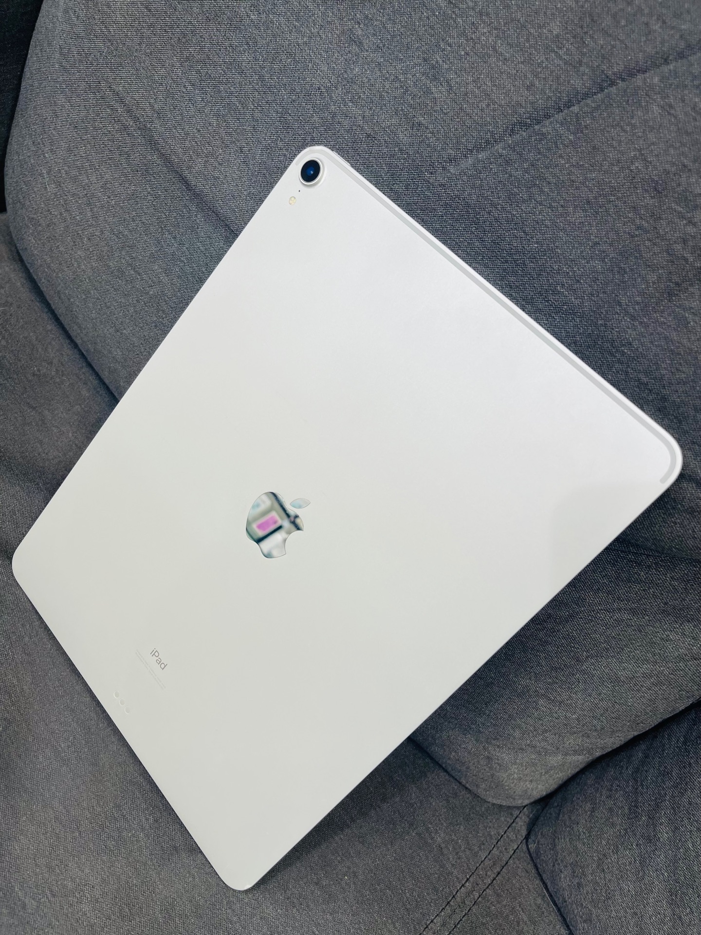 Apple iPad Pro 3rd generation 256 gb - Image 2