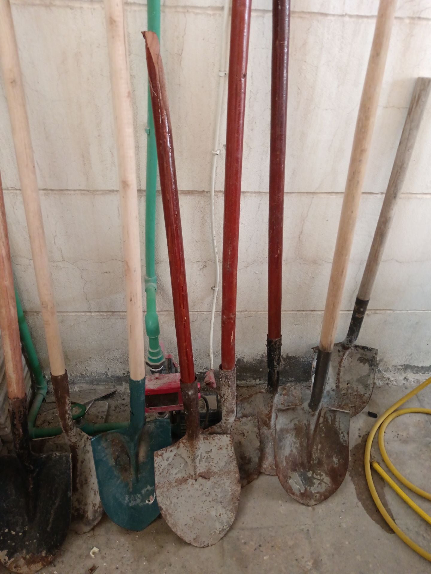 Wooden handle shovels for sale all together - Image 1