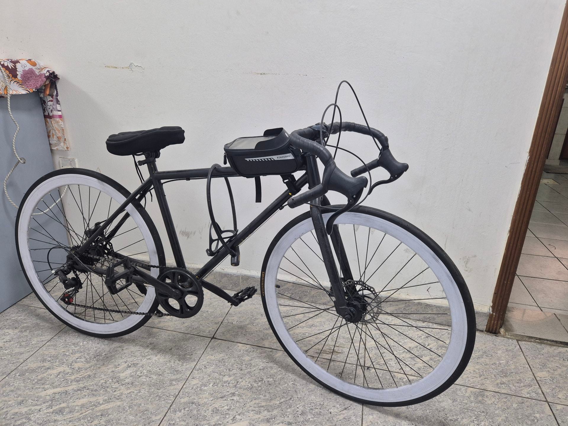 Racing bicycle - Image 2