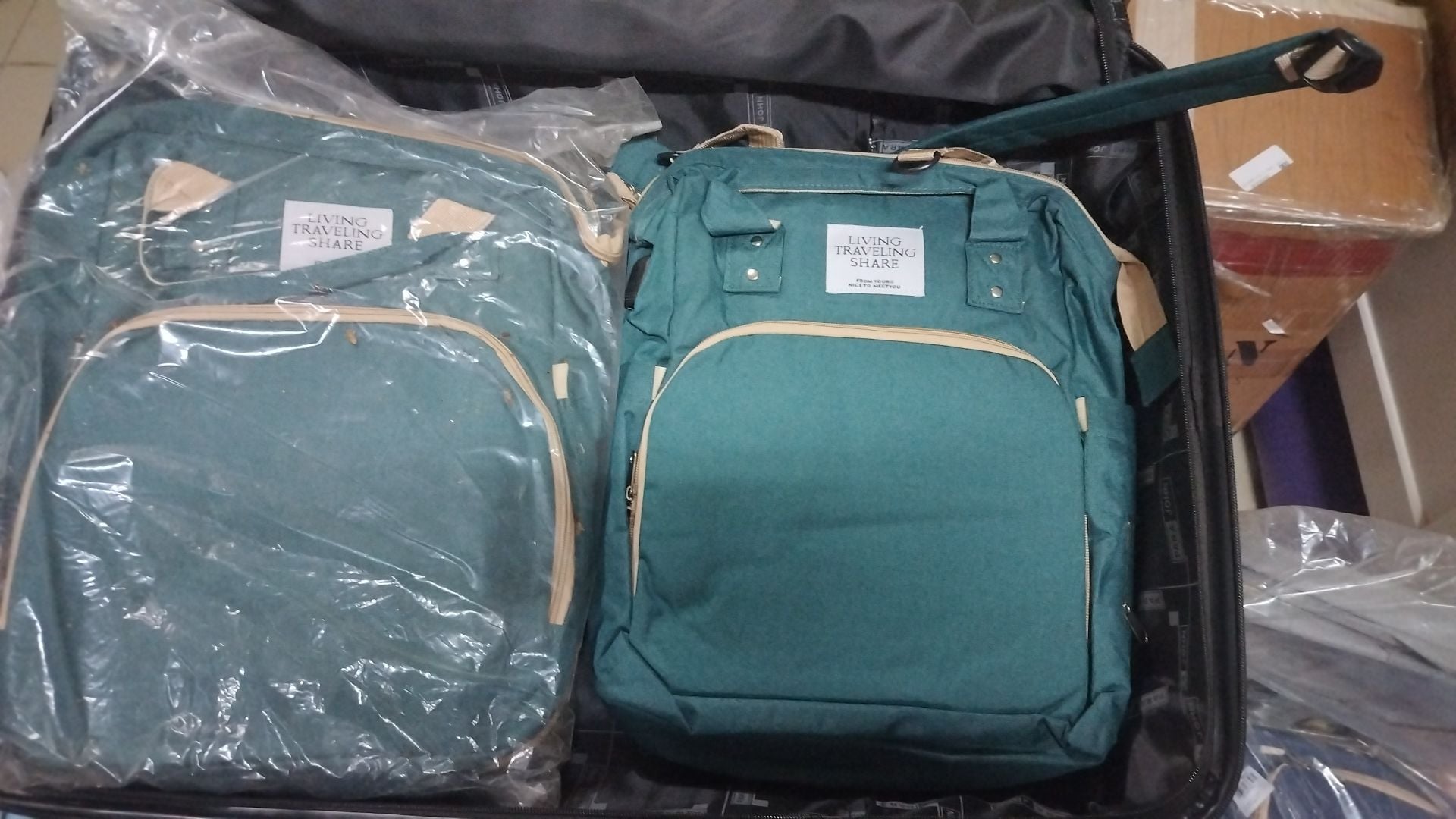 UNUSED BRAND NEW MOTHER TRAVEL BAG QR 40 - Image 4