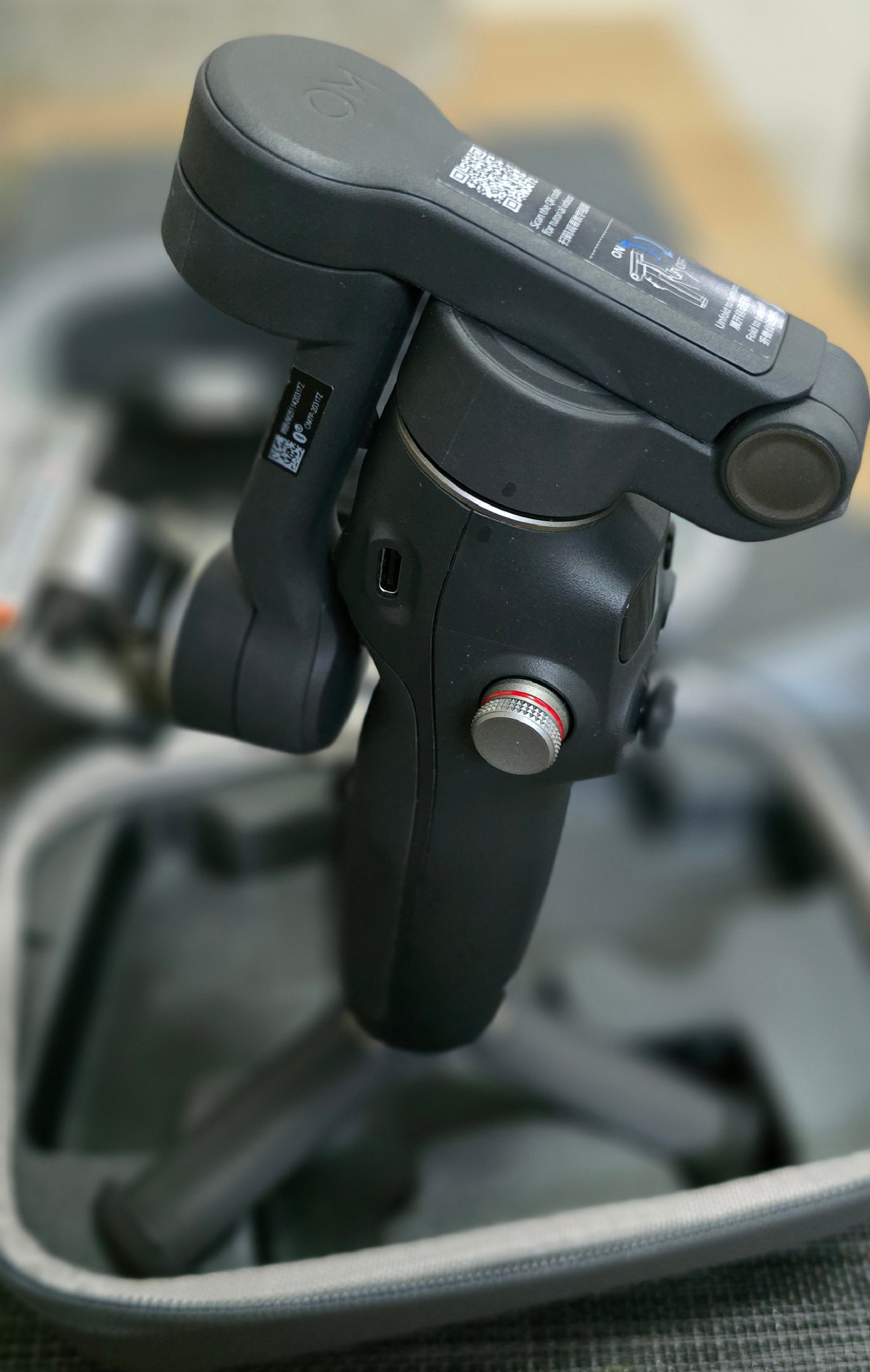 DJI Osmo Mobile 7P Gimbal Grey + Carry Case - Image 6