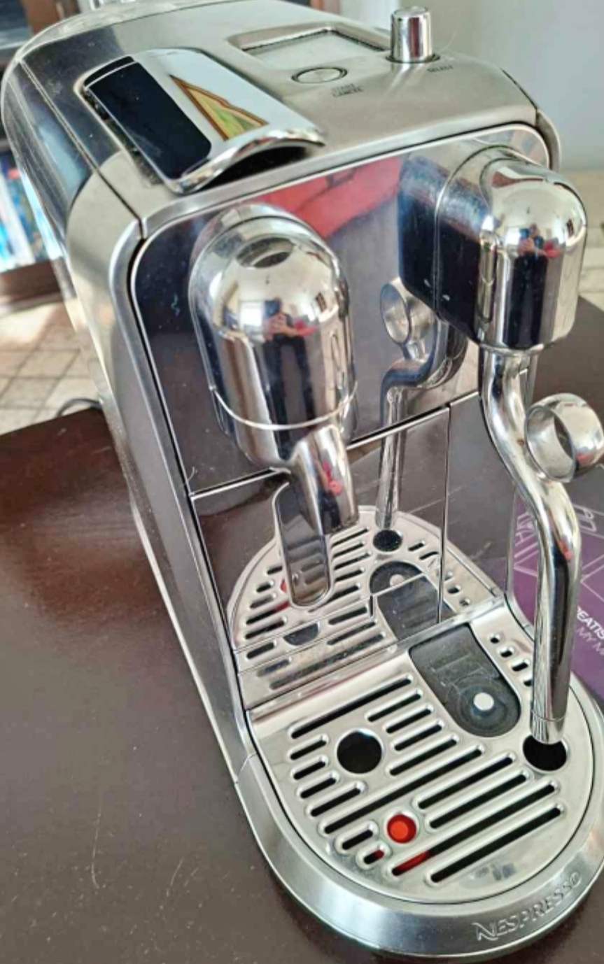 Nespresso creatista plus coffee machine  - Image 2